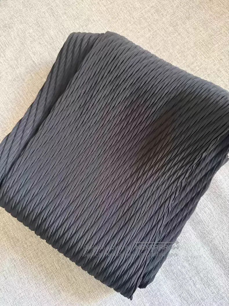 Issey Miyake Issey Miyake size:1 Small fish scale pants Size 31" - 1 Thumbnail