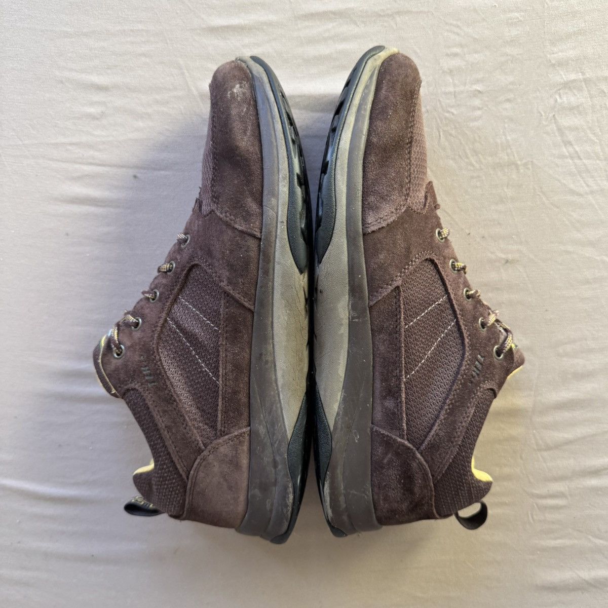 L.L. Bean L.L. Bean Low Lace Up Snow Sneakers Size US 11.5 / EU 44-45 - 2 Thumbnail