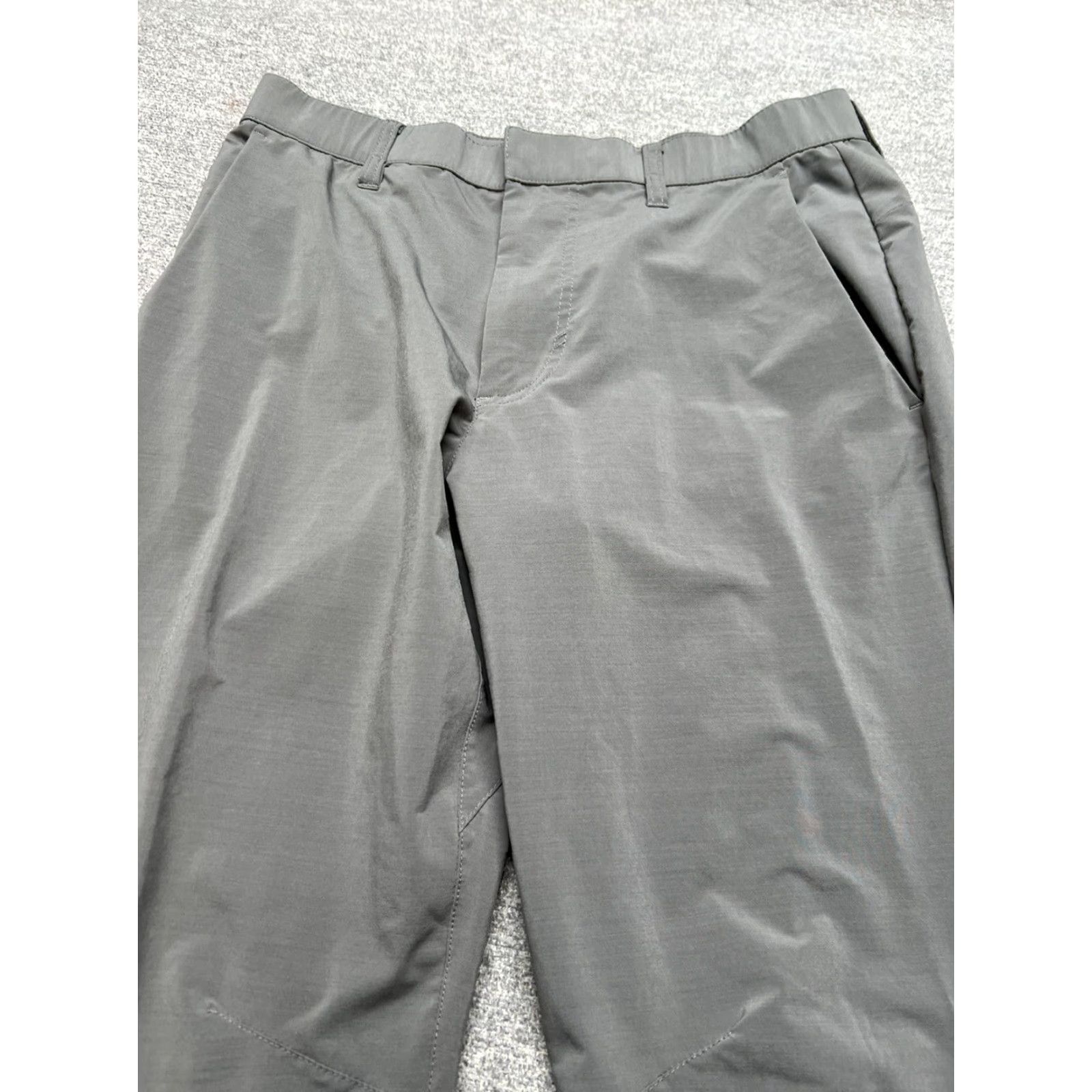 Fabletics Fabletics Pants Mens 30x29 Gray Straight Athletic Parachute Adult Medium Size US 31 - 2 Thumbnail