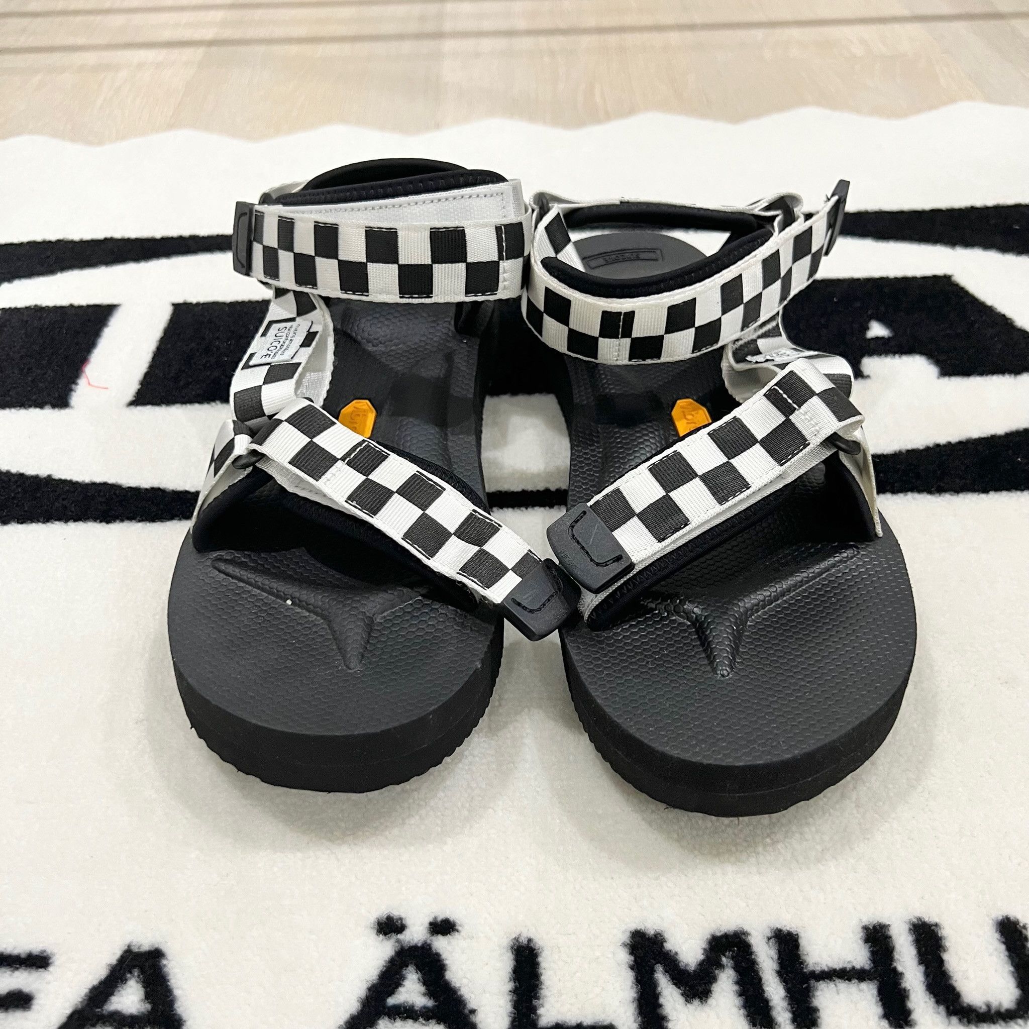 Suicoke Suicoke Men Black White Checkered Straps Vibram Sole Sandals Size US 11 / EU 44 - 3 Thumbnail