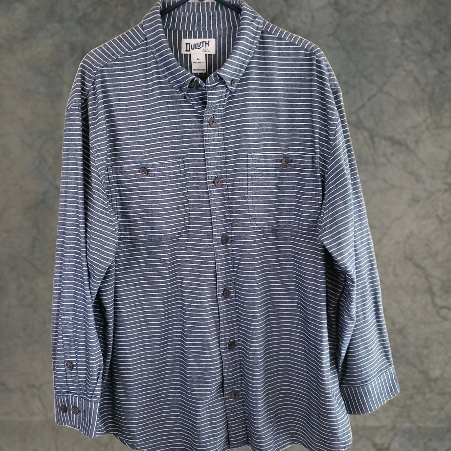 CO Duluth Trading Co Relaxed Fit Shirt Men XL Blue Stripe Denim Look Flannel New Size US XL / EU 56 / 4 - 1 Thumbnail