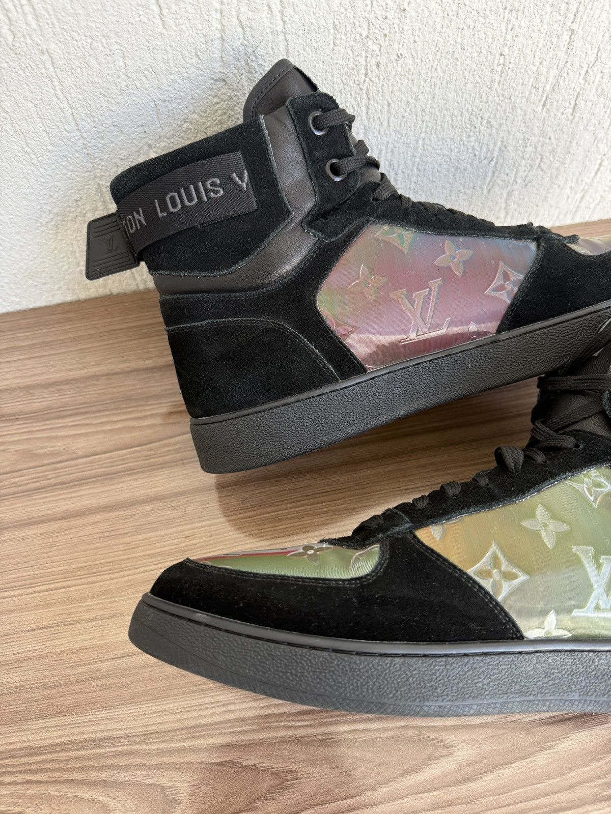 Louis Vuitton Monogram Rivoli leather sneakers Size US 10 / EU 43 - 16 Thumbnail