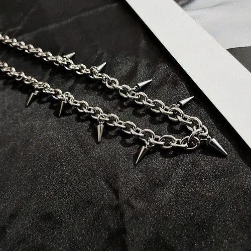 Jewelry Punk Rivet Necklace, Spike Necklace, Grunge Necklace Size ONE SIZE - 3 Thumbnail