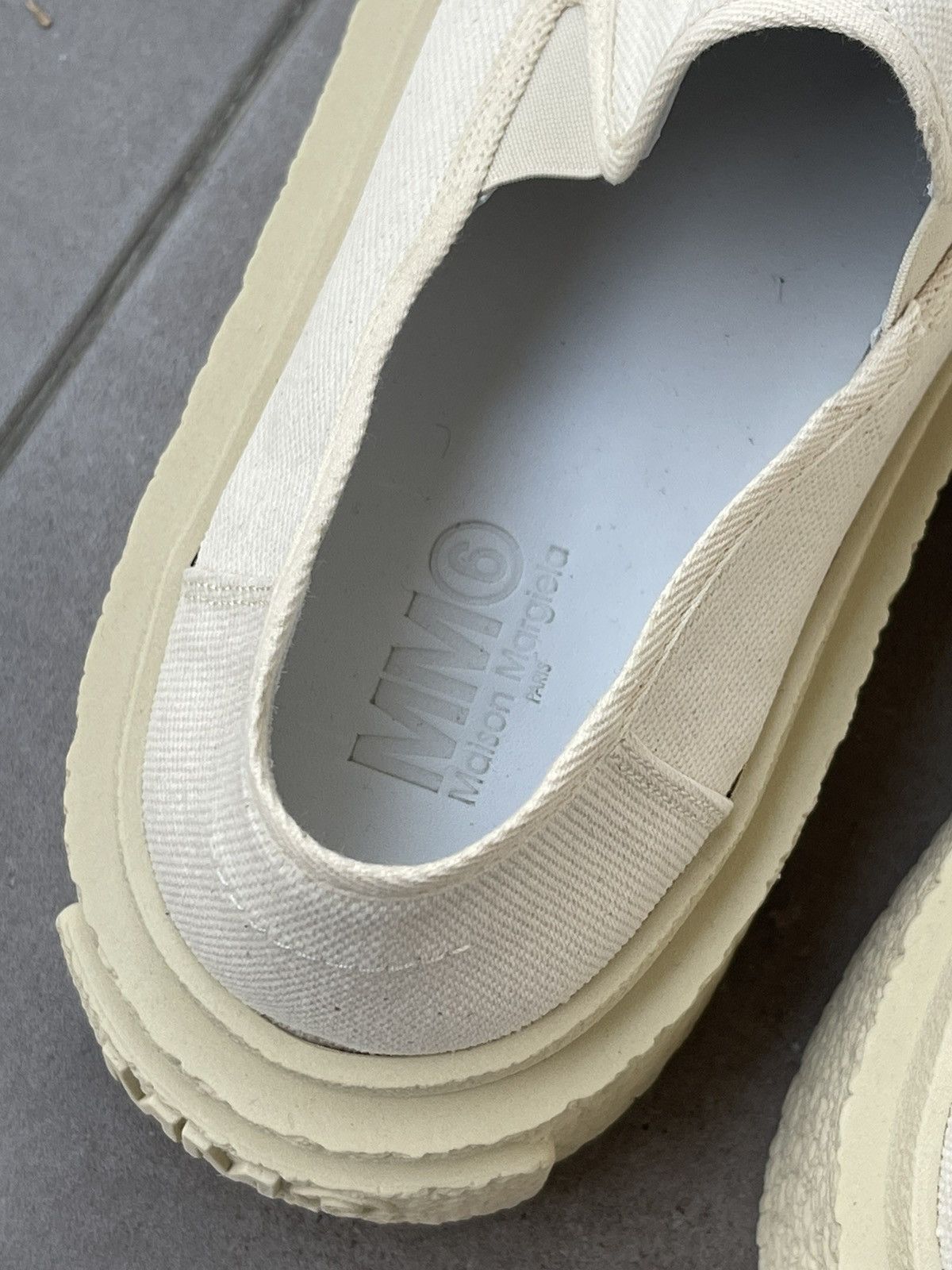 Maison Margiela !DS! SS23 Maison Margiela Logo Beige Slip Ons Size US 12 / EU 45 - 16 Thumbnail