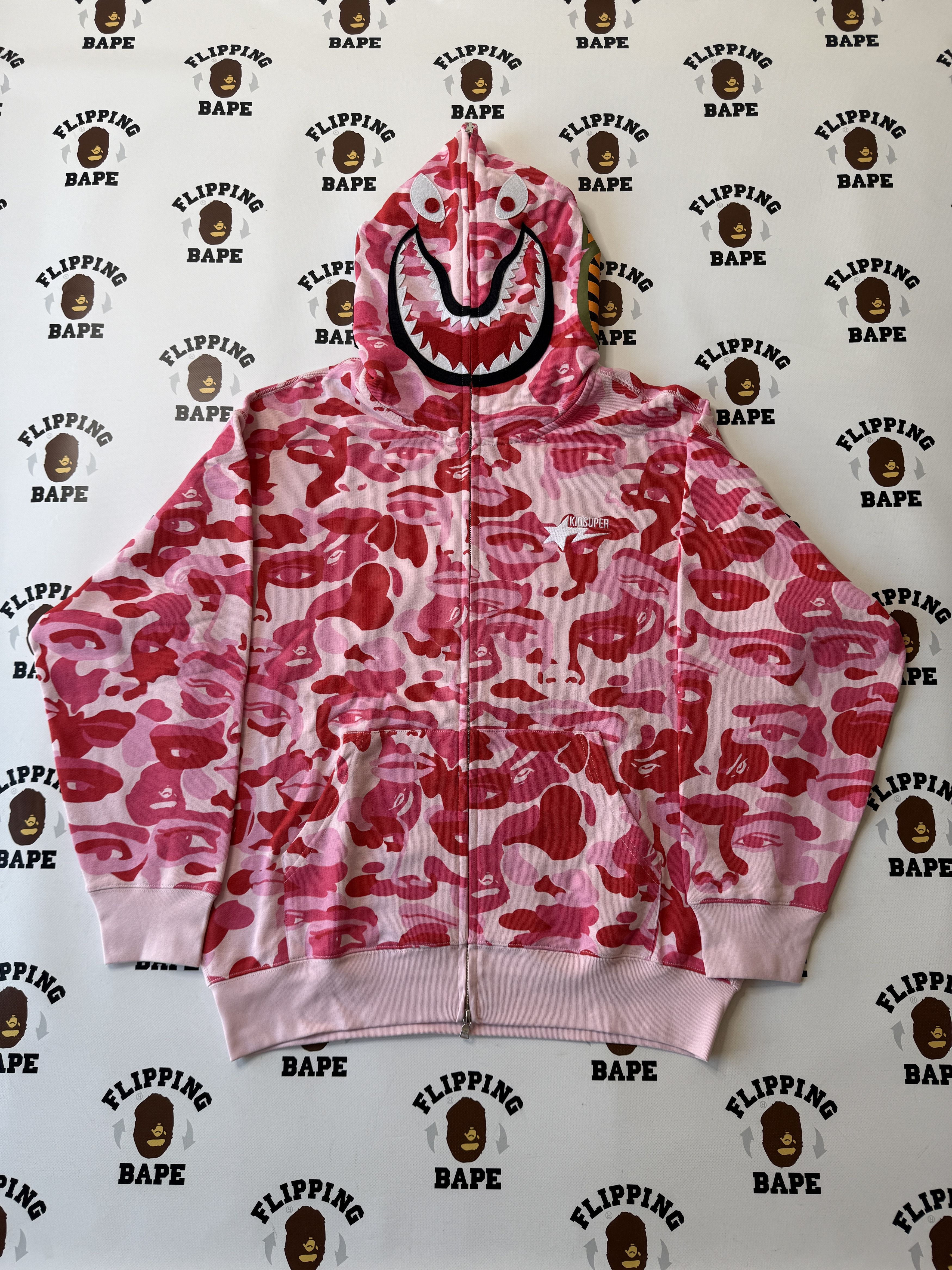 Bape BAPE X KIDSUPER CAMO SHARK FULL ZIP HOODIE Size US L / EU 52-54 / 3 - 1 Thumbnail