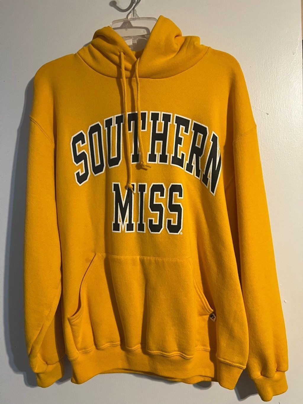 Russell Athletic Men's Russell Athletic Southern Miss Hoodie M Yellow Black Size US M / EU 48-50 / 2 - 1 Thumbnail