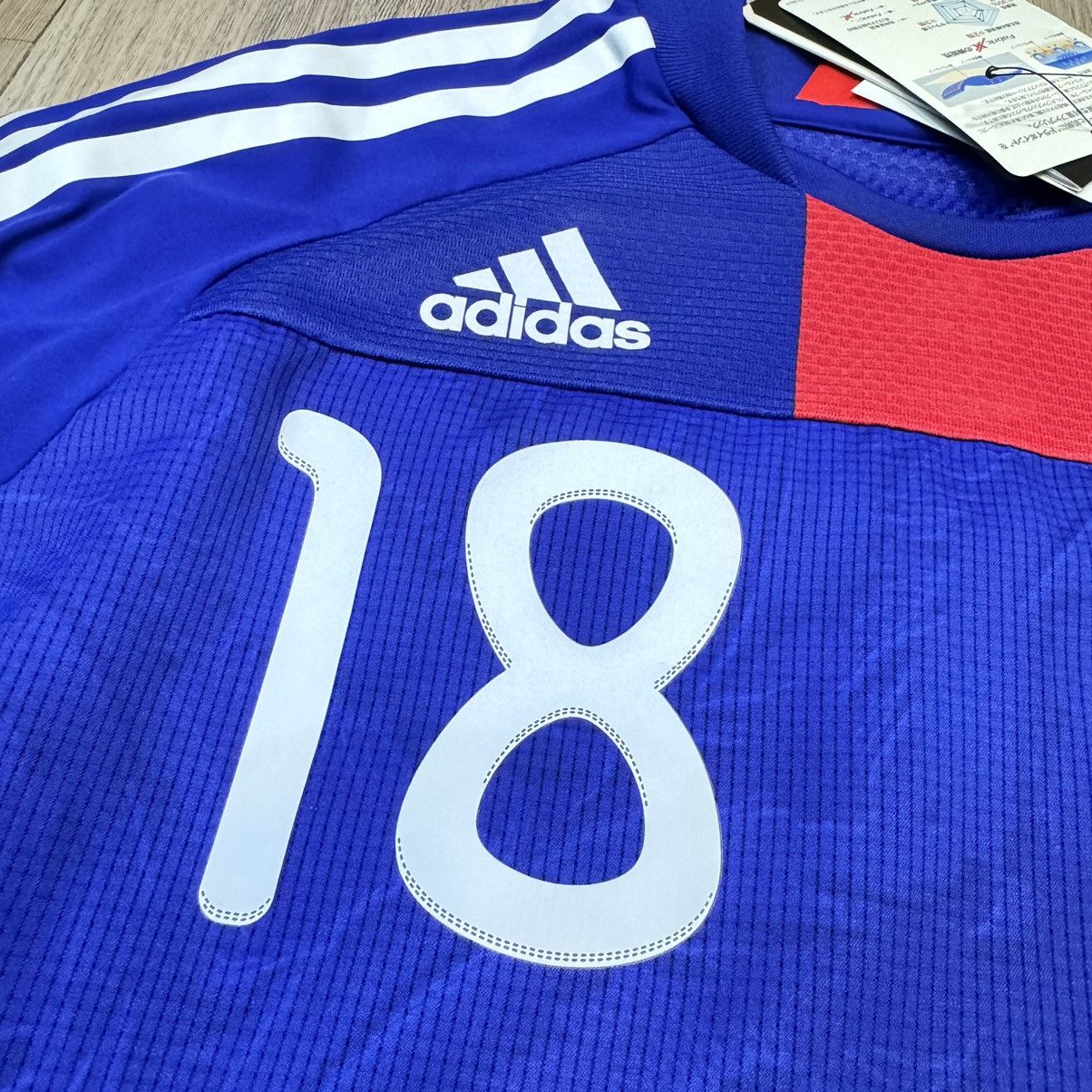 Adidas × Japanese Brand Japan World Cup 2010 player issue home shirt#18 Honda (Bnwt) Size US M / EU 48-50 / 2 - 6 Thumbnail