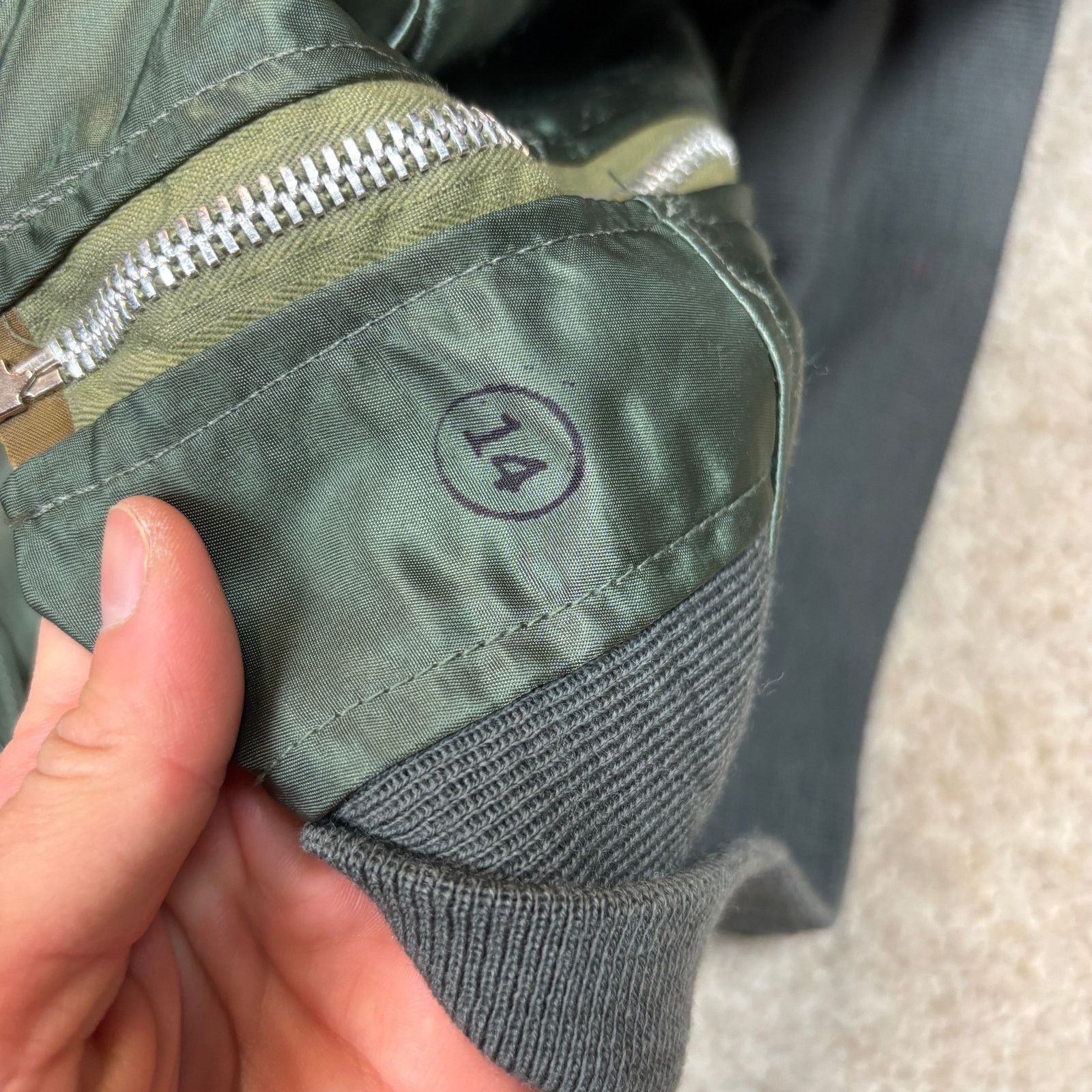 Vintage Vintage Grand Crew 70s US Military L2-B Jacket Air Force Lg Size US L / EU 52-54 / 3 - 9 Thumbnail