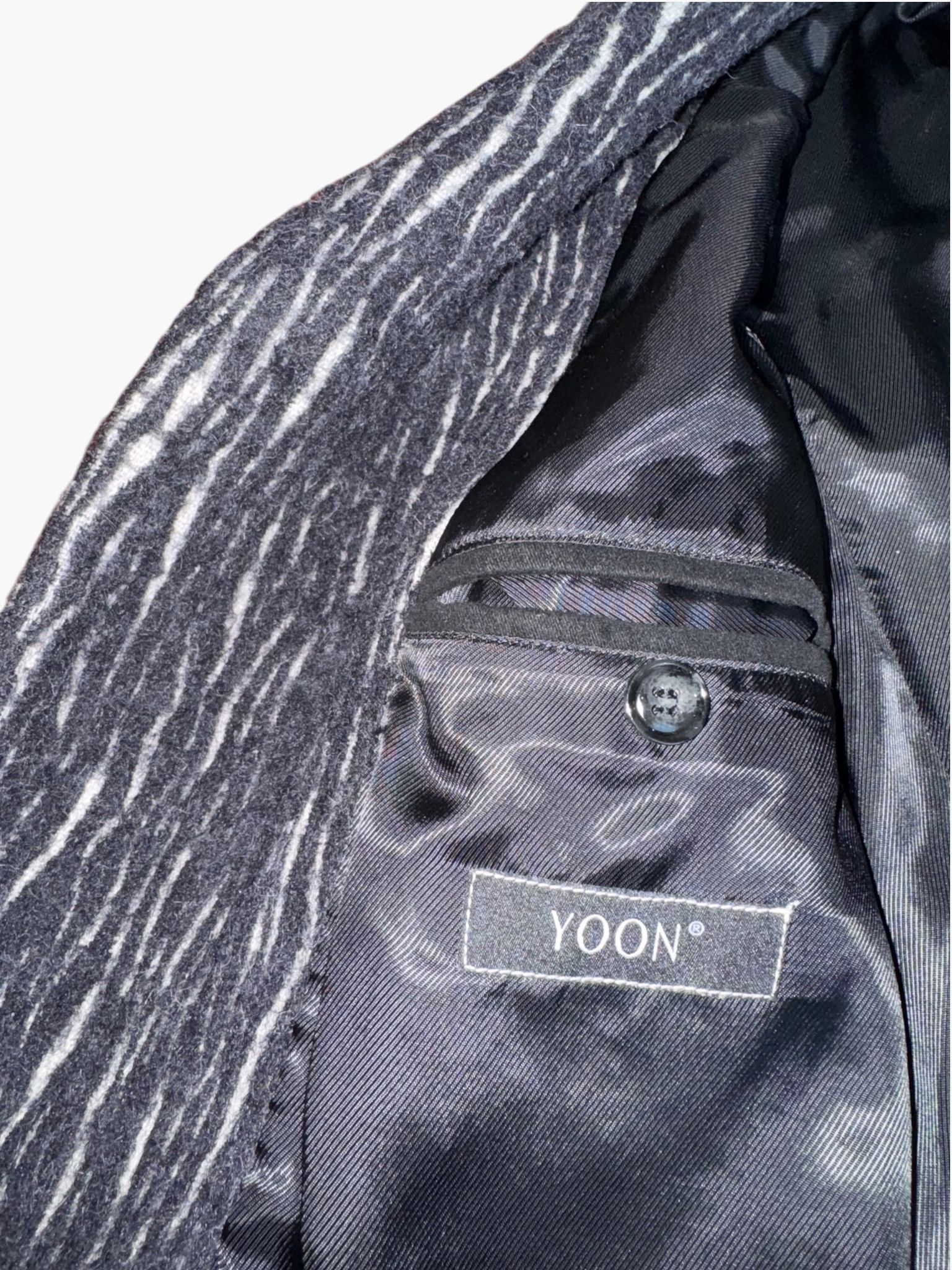 YOON Yoon - Fine Textured Italien Wintercoat B/W Size US S / EU 44-46 / 1 - 3 Thumbnail