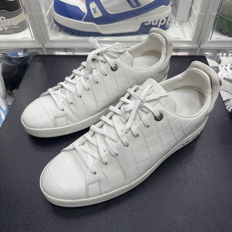 Louis Vuitton Louis Vuitton White Crocodile Casual Sneakers - Size US 10.5 / EU 43-44 - 1 Thumbnail
