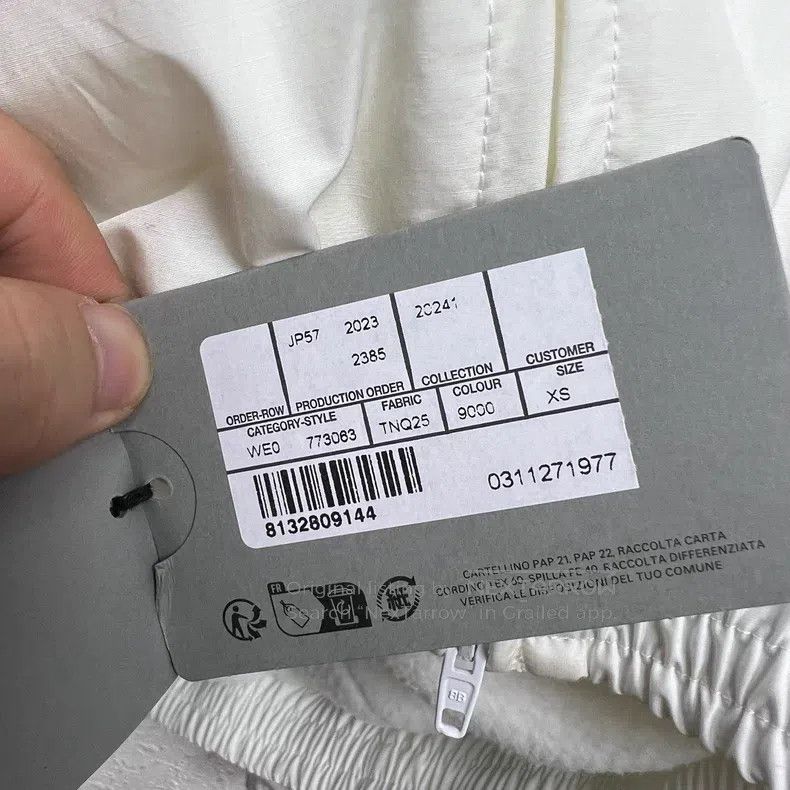 Balenciaga Balenciaga White Dragon Year Limited Embroidered Logo Graf Size US XS / EU 42 / 0 - 7 Thumbnail