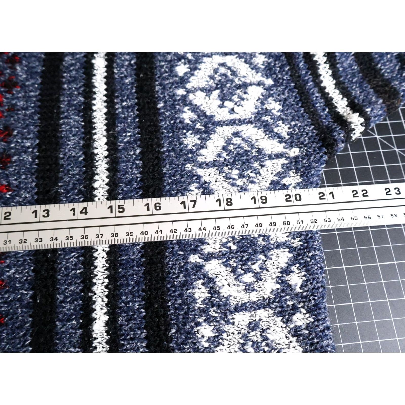 Vintage VINTAGE Expressions Sweater Men's Medium Blue Geometric Snowflake Pattern Knit 90s Size US M / EU 48-50 / 2 - 5 Thumbnail