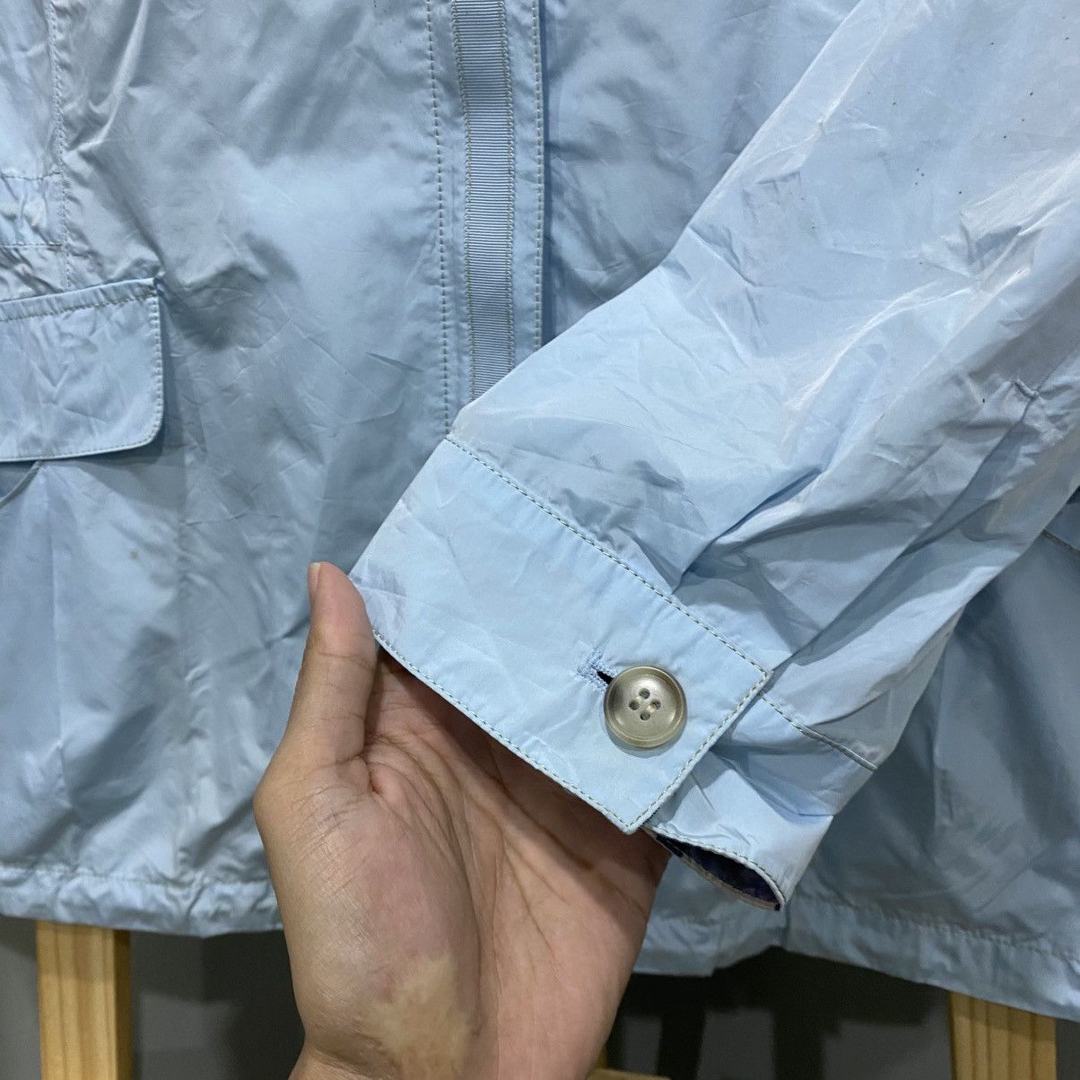 Burberry Prorsum Vintage Burberrys Light Blue Windbreaker Made In UK Size US L / EU 52-54 / 3 - 10 Thumbnail