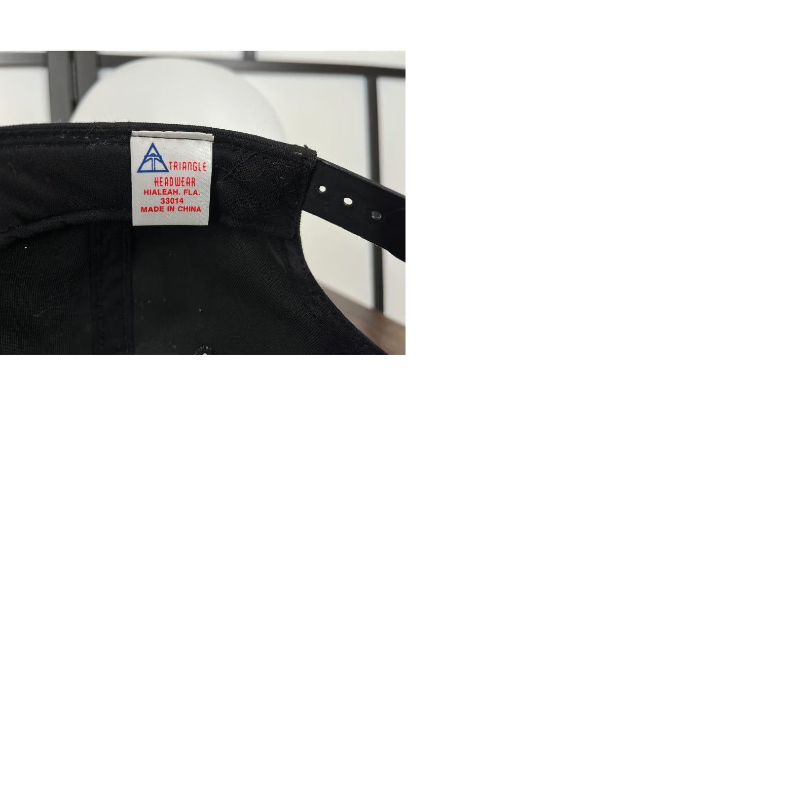 Vintage VINTAGE Skagway Brewing Hat Cap Snap Back Adult One Size Black Embroidered 1897 Alaska Size ONE SIZE - 9 Thumbnail