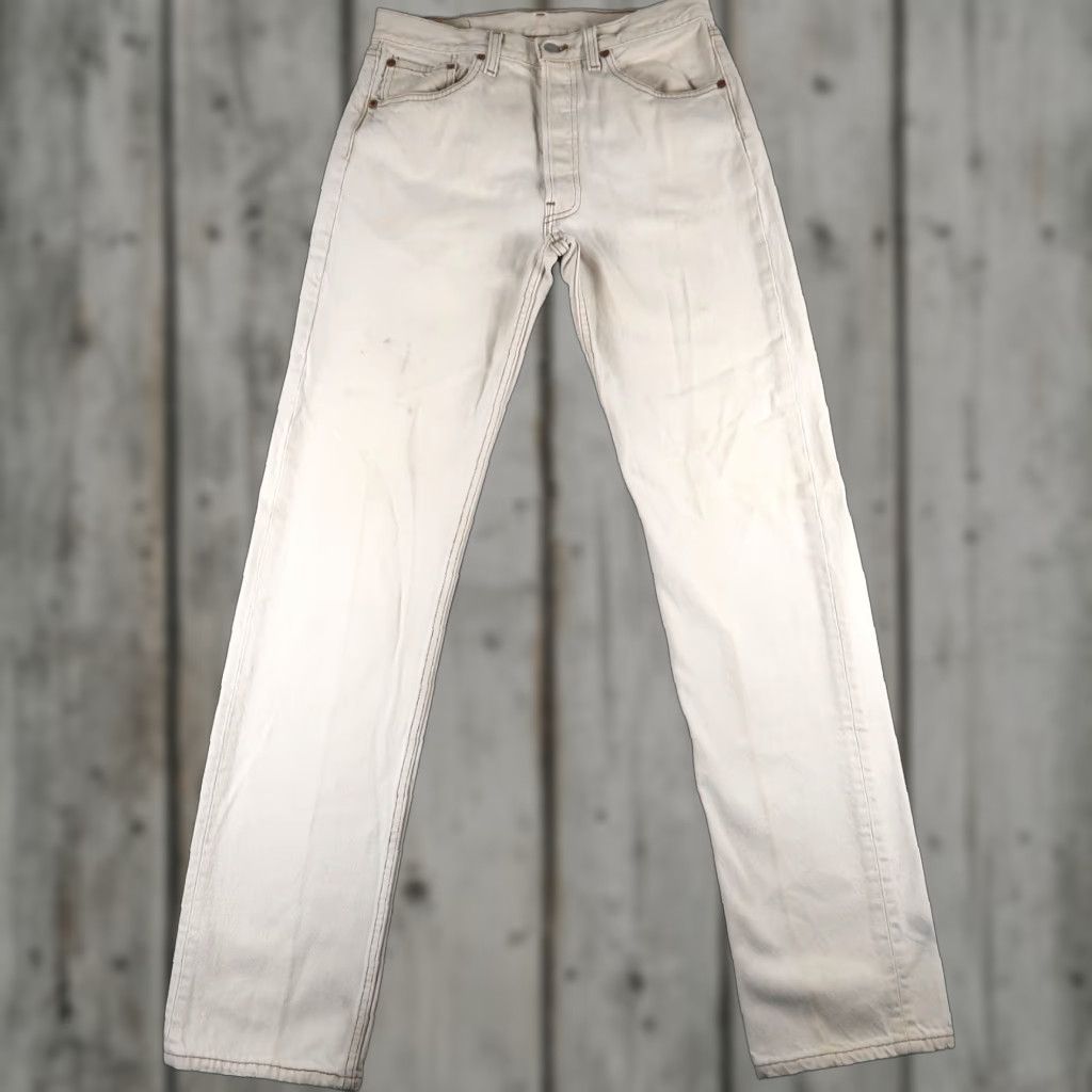 Levi's VINTAGE Levi's 501 Jeans Mens Beige 32x36 Straight Denim Regular Belt Loops 5-Pocket USA 90s USA Theme 90s Size US 32 / EU 48 - 1 Thumbnail