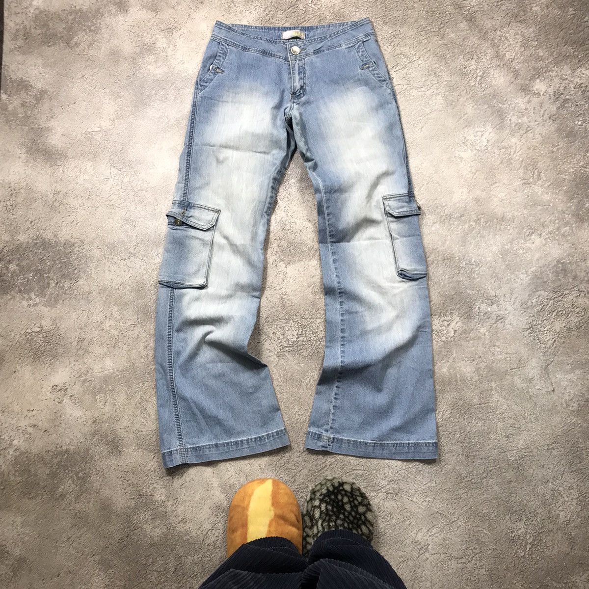 Vintage Y2K Baggy Distressed Cargo Jeans Flared Skate Streetwear 28 Size 28" / US 6 / IT 42 - 1 Thumbnail
