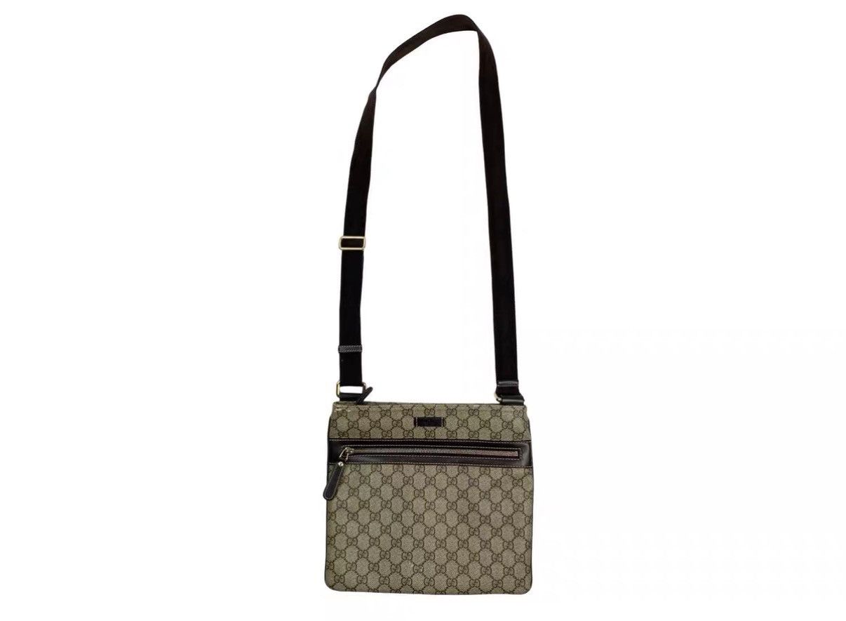 Gucci Gucci Classic GG Monogram Messenger Bag J31 Size ONE SIZE - 1 Thumbnail