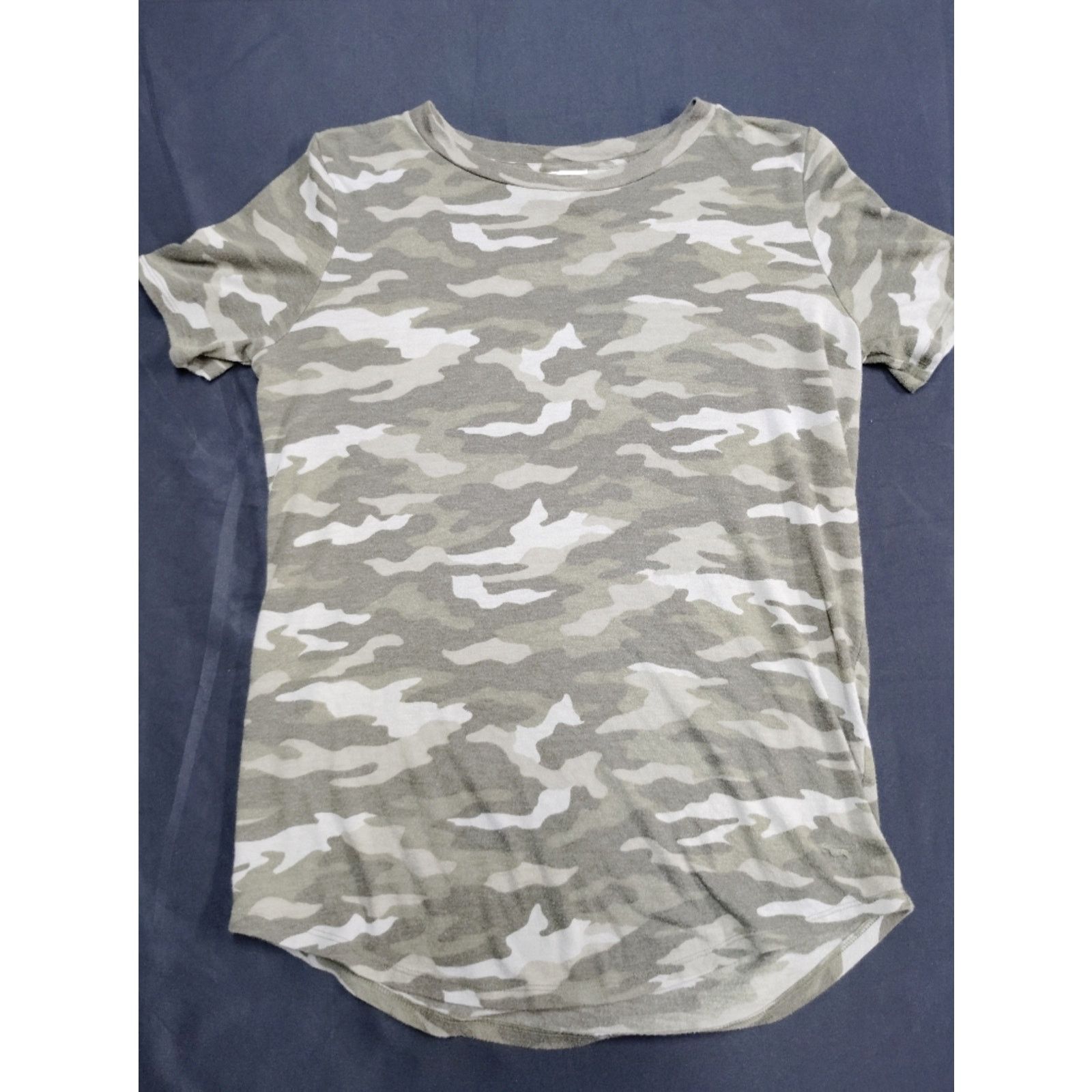 Pink PINK Victoria's Secret Olive & White Camo Tee Size S / US 4 / IT 40 - 1 Thumbnail