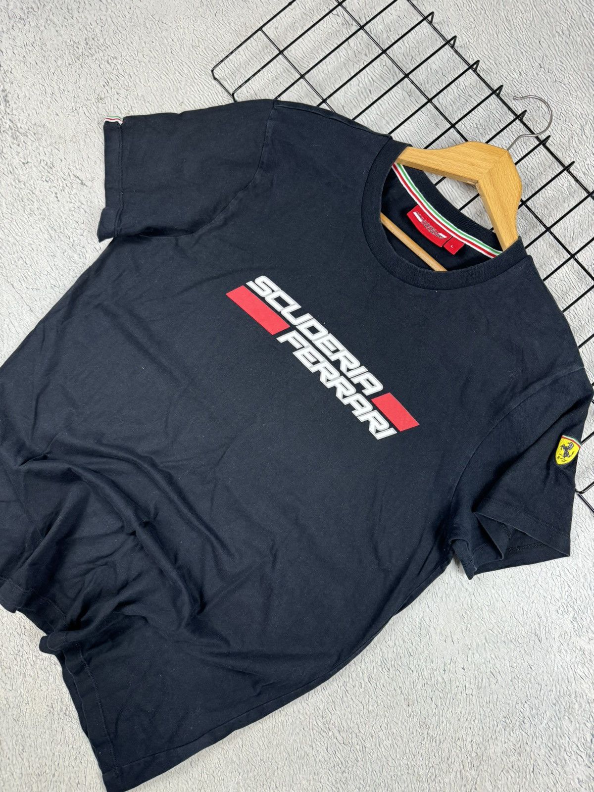 Ferrari × Formula 1 × Vintage Vintage Ferrari Scuderia Black T Shirt Racing F-1 L size Size US L / EU 52-54 / 3 - 3 Thumbnail
