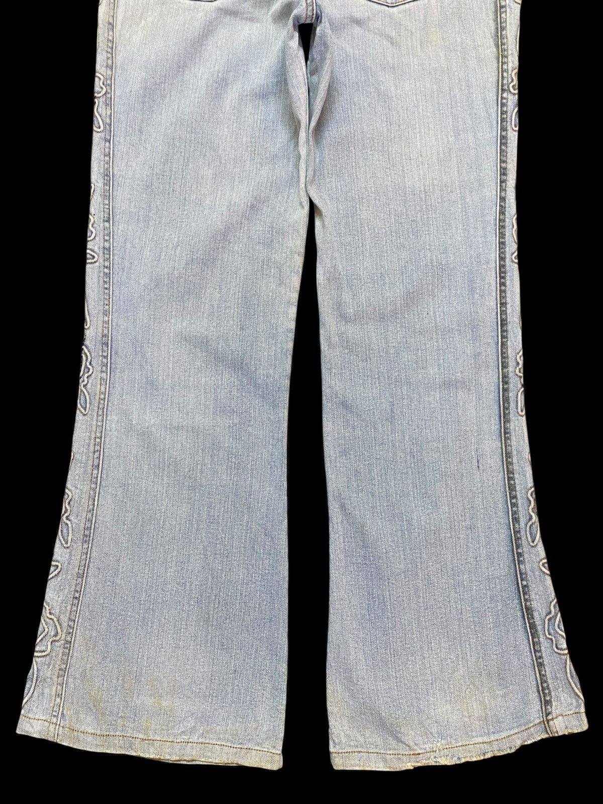 Japanese Brand Vintage Japanese Brands Faded Wash Flare Soft Jeans Size US 29 - 7 Thumbnail