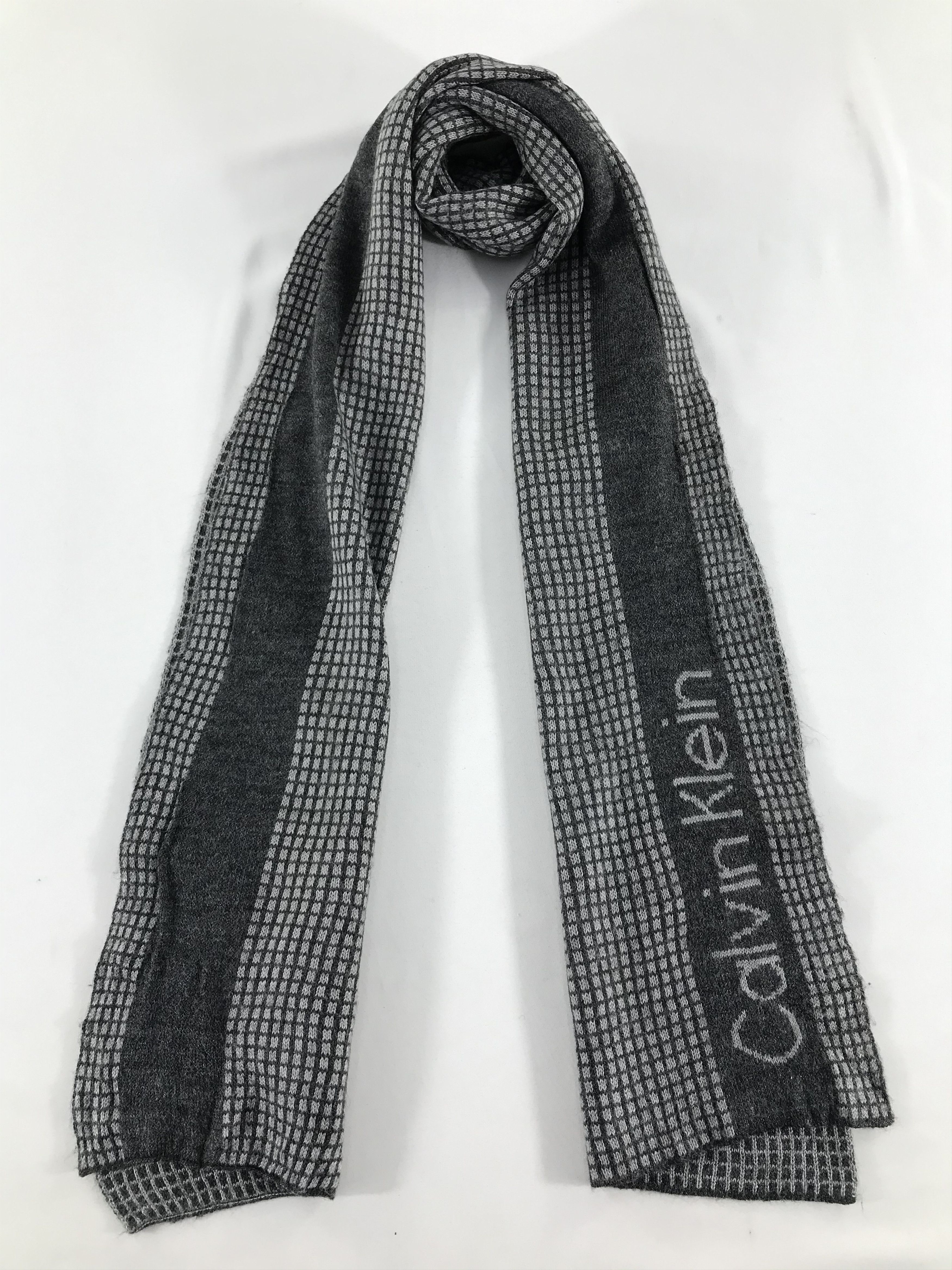 Calvin Klein Calvin Klein Scarf / Muffler / Neckwear - WW3096 Size ONE SIZE - 1 Thumbnail
