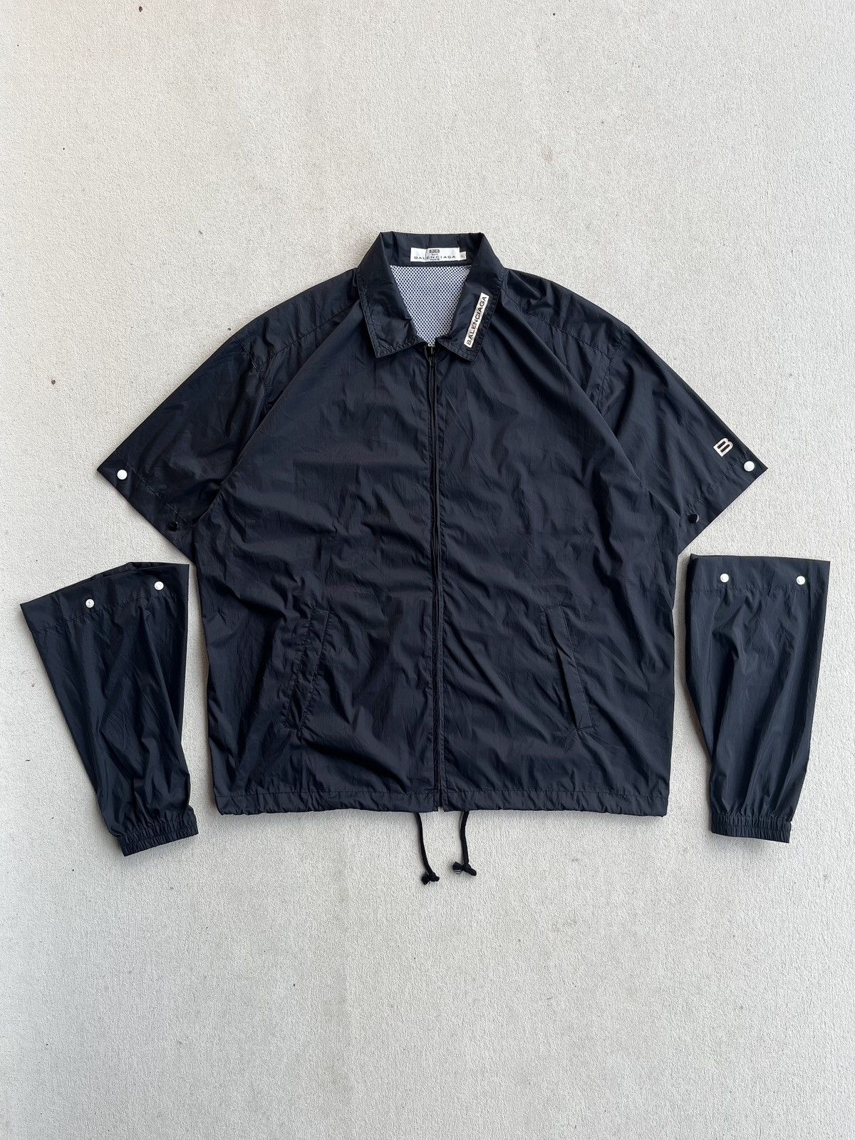 Balenciaga Balenciaga Golf Dettachable jacket Size US L / EU 52-54 / 3 - 1 Thumbnail