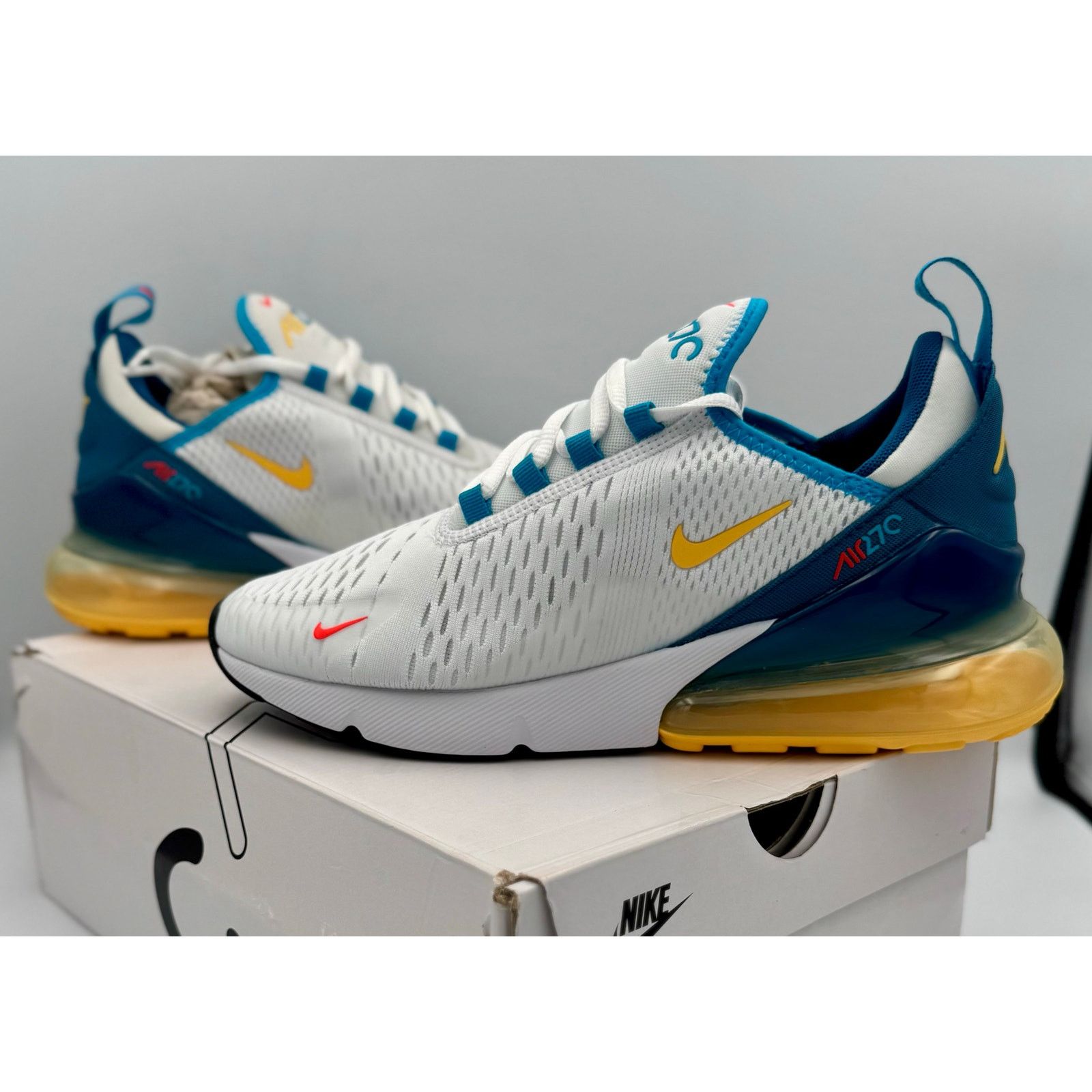 Nike Nike Air Max 270 White Industrial Blue Citron Pulse 7.5M Size US 7.5 / EU 40-41 - 1 Thumbnail