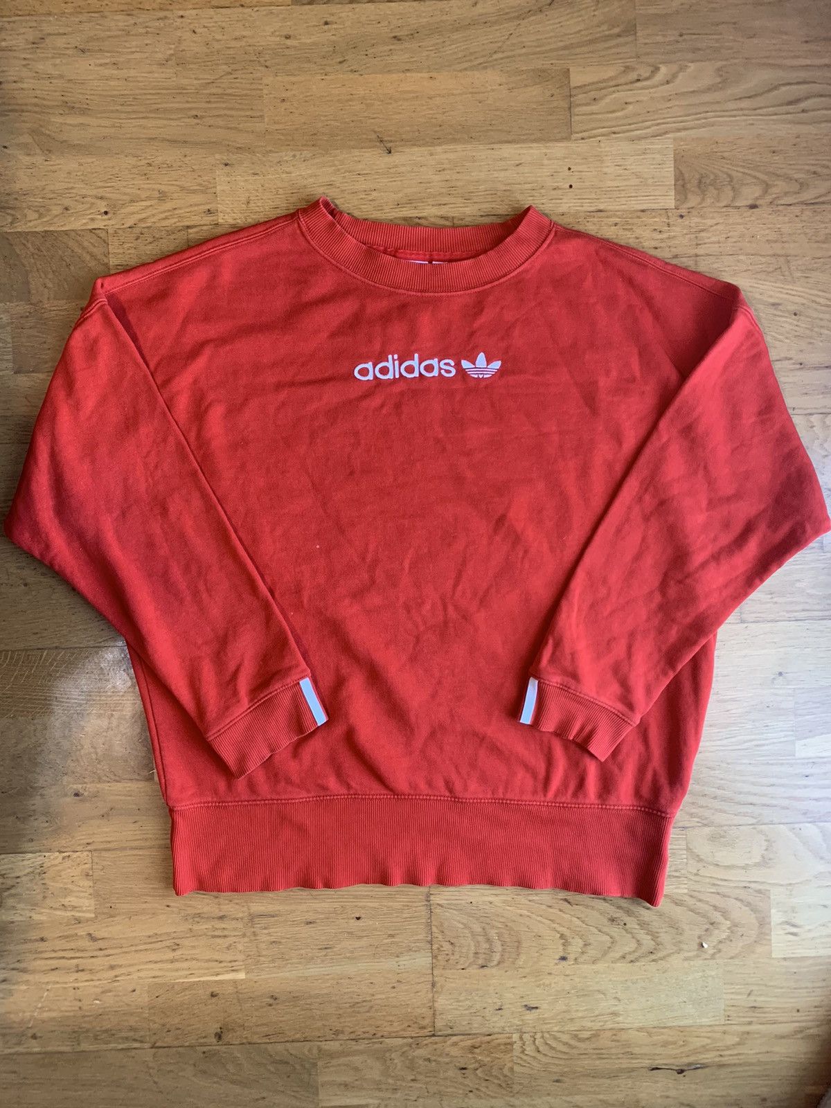 Adidas adidas | Felpa a Girocollo Rossa Size US M / EU 48-50 / 2 - 1 Thumbnail