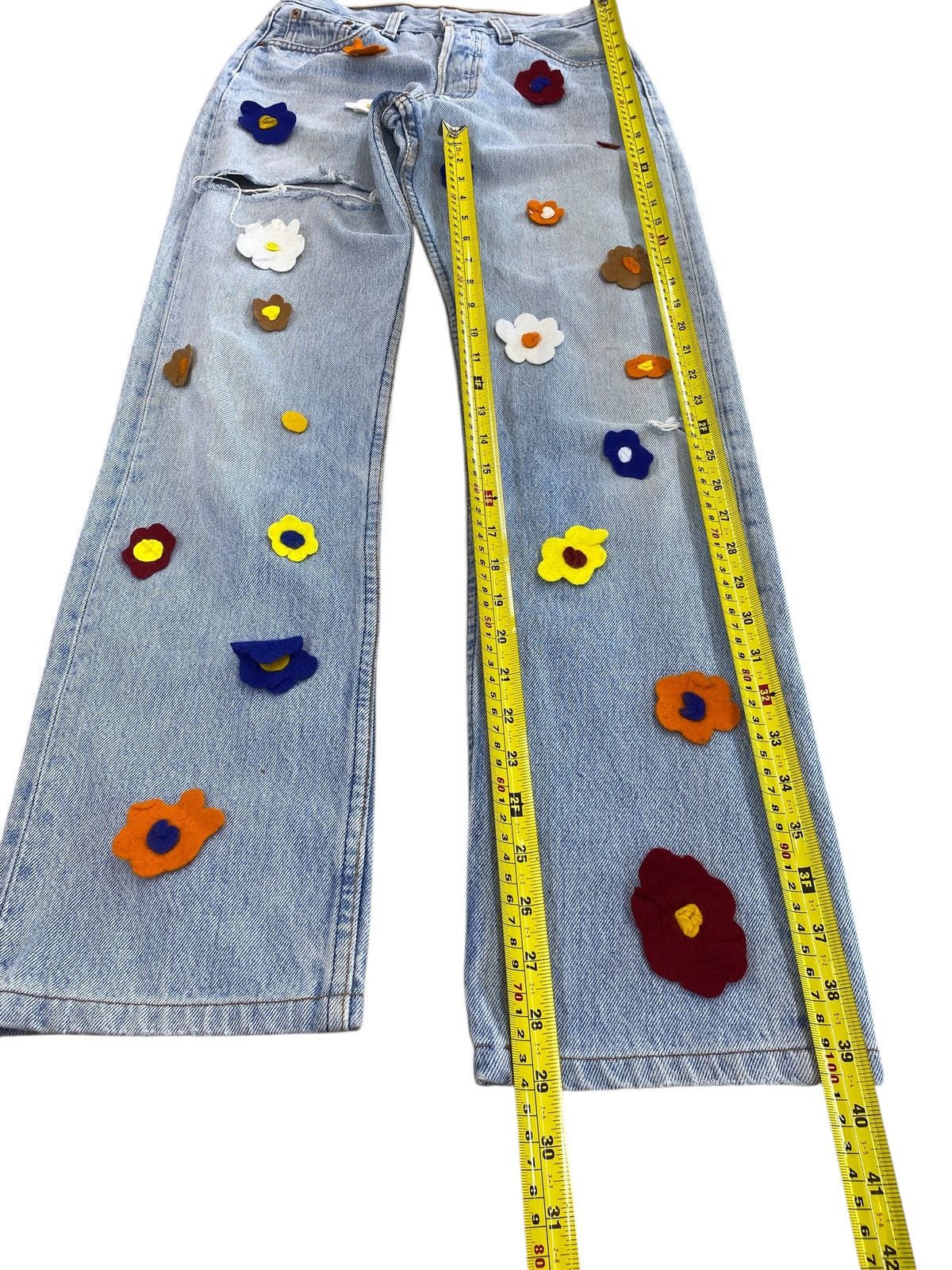 Levi's Levi's 501 distressed denim jeans with floral patches jeans Size 26" / US 2 / IT 38 - 8 Thumbnail