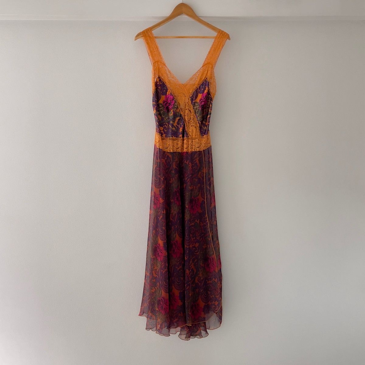 Victoria's Secret Victoria’s Secret 1990s Floral Chiffon Maxi Slip Dress (S–M) Size M / US 6-8 / IT 42-44 - 12 Thumbnail