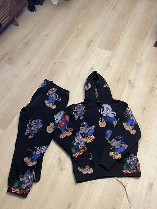 Supreme sweatsuits hot sale