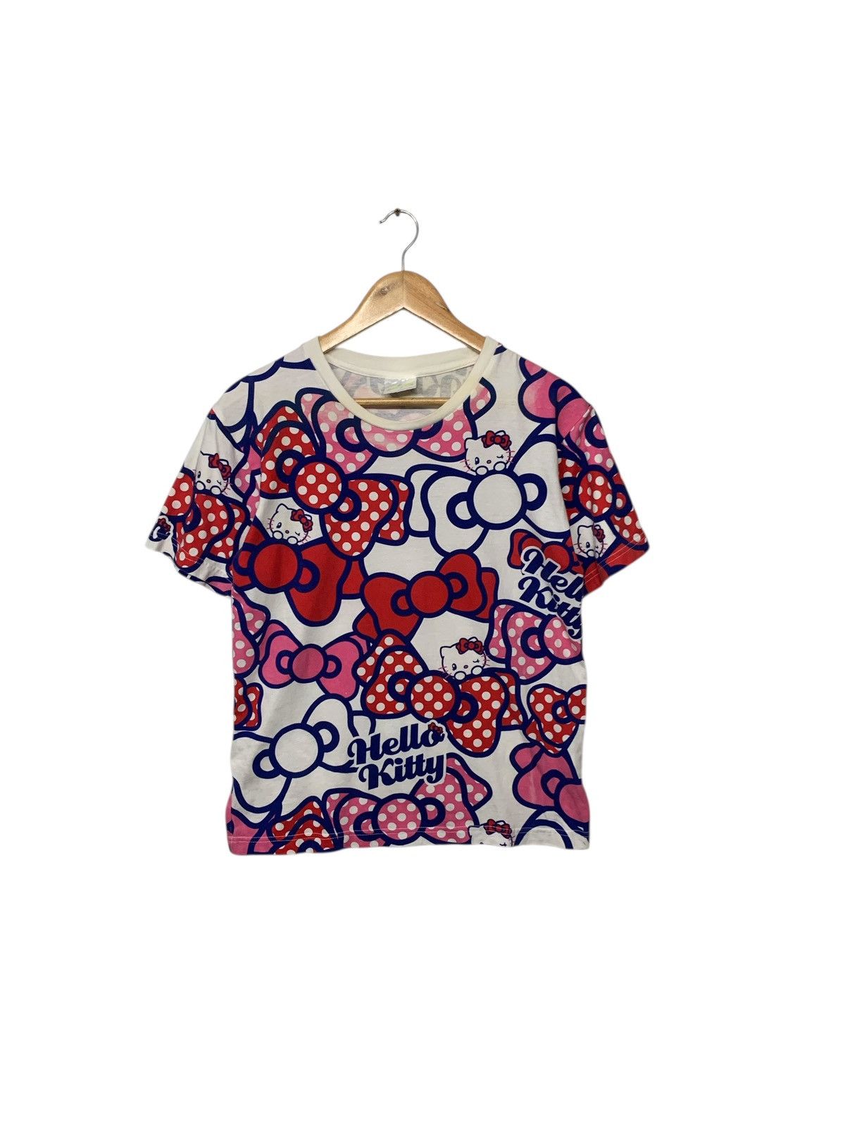Universal Studios Y2K Hello Kitty By Universal Studio Fullprint T Shirt Size S / US 4 / IT 40 - 1 Thumbnail