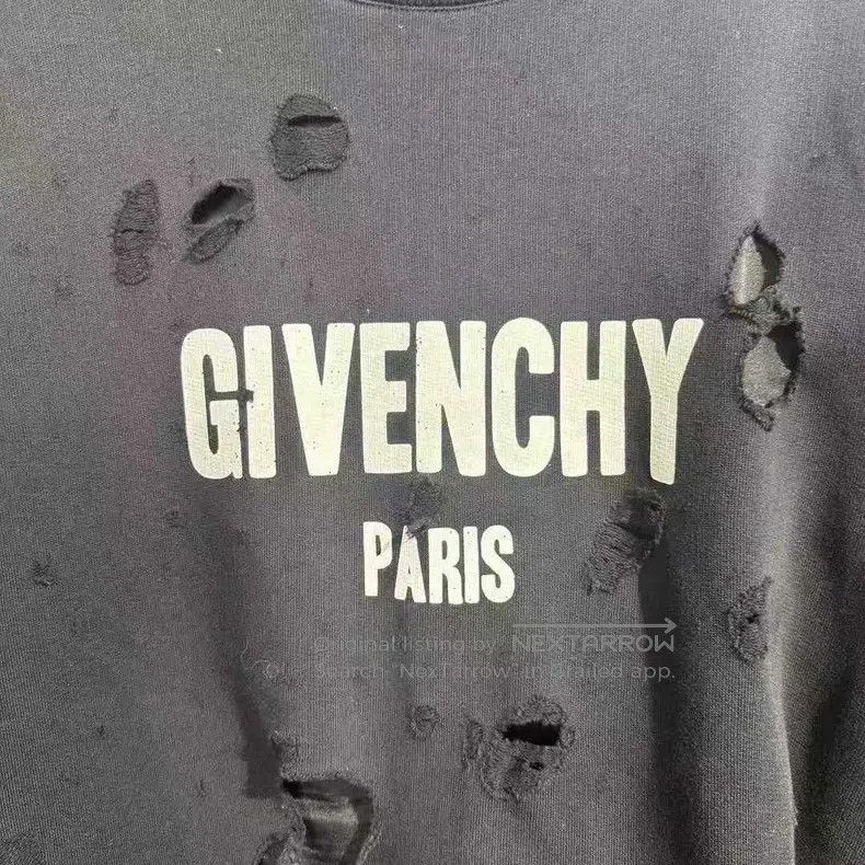 Givenchy Givenchy Black Hole Letter Round Neck Sweatshirt (Size XS) Size US XS / EU 42 / 0 - 4 Thumbnail