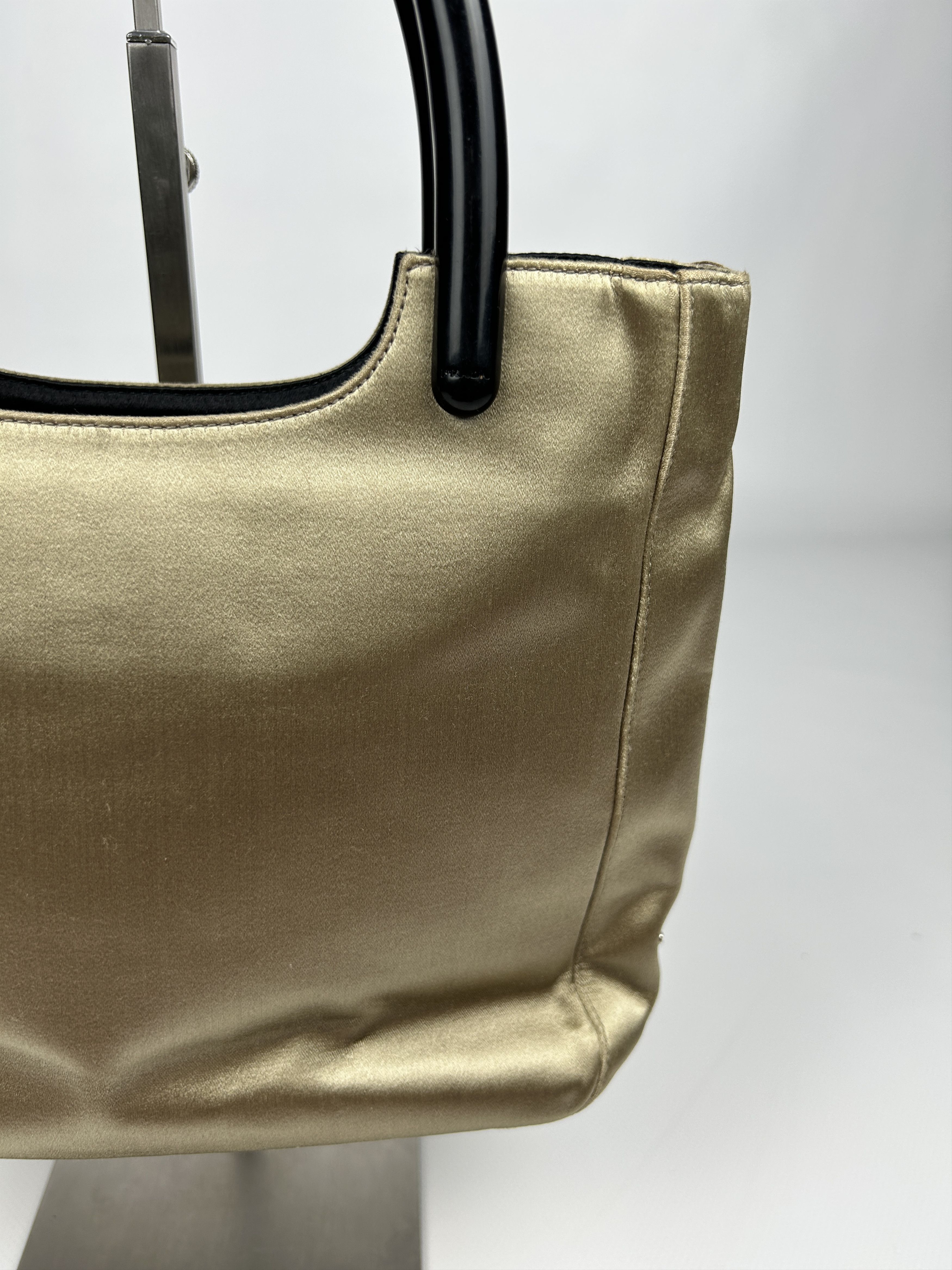Prada Prada triangle logo velvet plastic handle mini tote bag Size ONE SIZE - 14 Thumbnail
