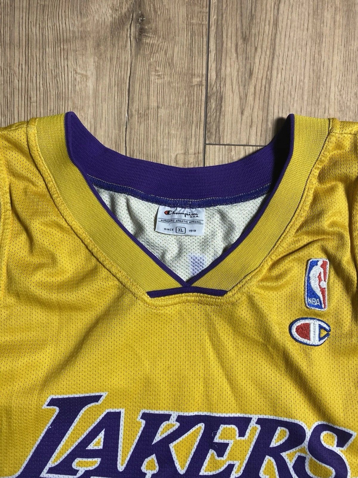 Champion Vintage Kobe Bryant #8 Lakers NBA Champion Basketball Jersey Size US XL / EU 56 / 4 - 5 Thumbnail