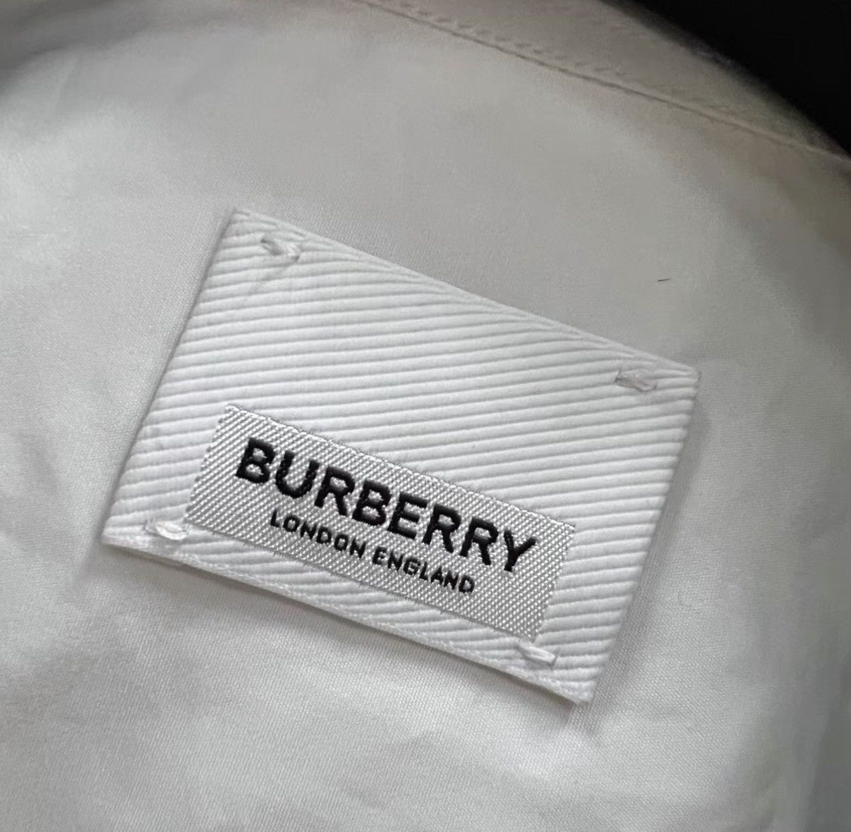 Burberry Burberry Rhinestone Shirt J41 Size S / US 4 / IT 40 - 5 Thumbnail