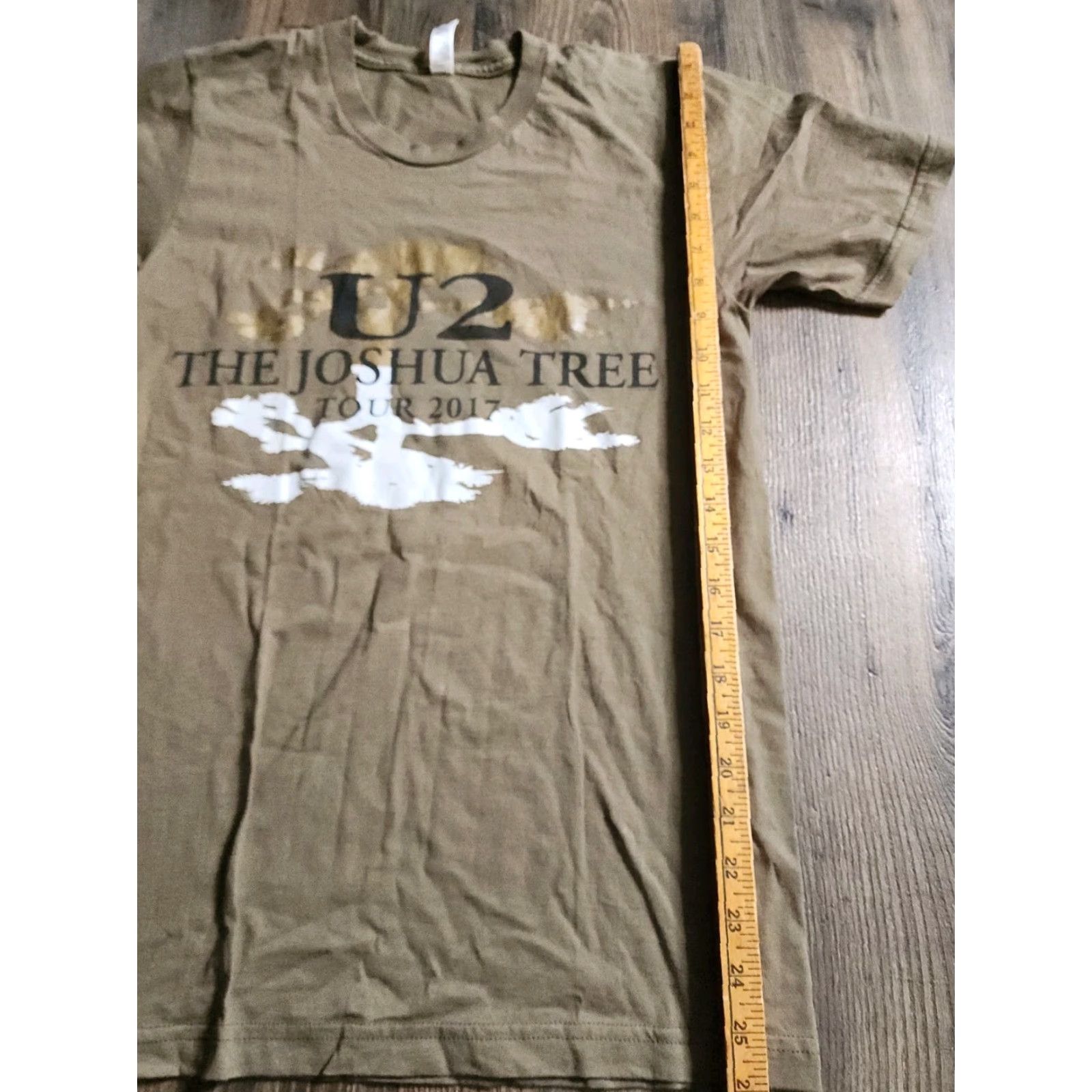 American Apparel U2 Joshua Tree Tour 2017 Concert Band T Shirt Double Sided S Unisex Adults Olive Green Cotton American Apparel Crew Neck Short Sleeve Vintage No Size US S / EU 44-46 / 1 - 3 Thumbnail