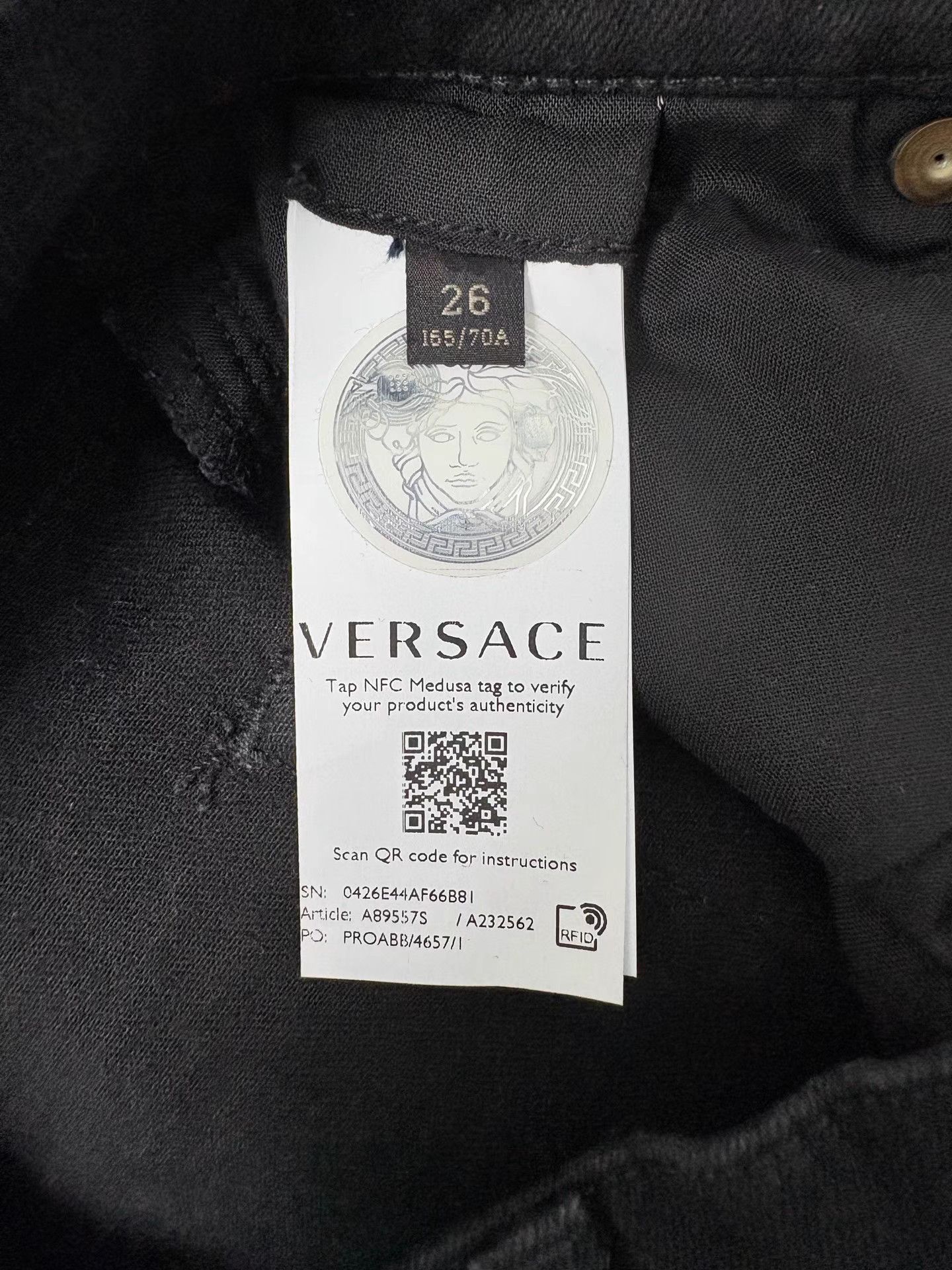 Versace VERSACE Medusa Back Pocket Shorts K1 Size 26" / US 2 / IT 38 - 5 Thumbnail
