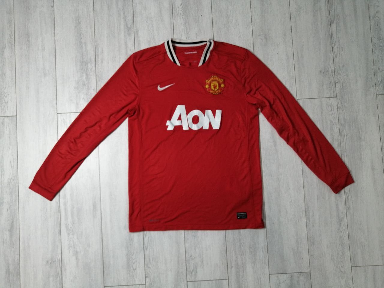 Nike Nike Manchester United Home 2011-2012 Long Sleeve Jersey Size US L / EU 52-54 / 3 - 1 Thumbnail