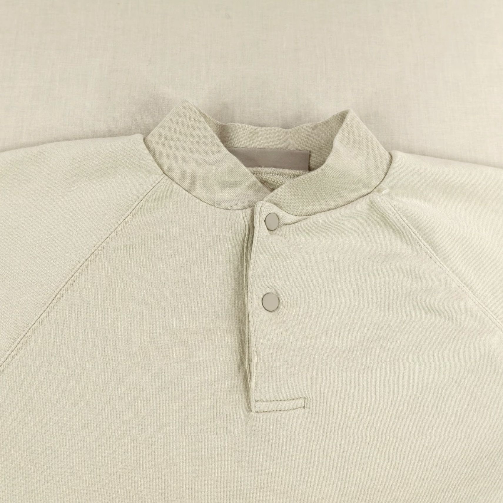 Fear of God VINTAGE Fear of God Essentials Sweatshirt Womens XS Beige Oversized Pullover Casual Streetwear Designer 2010s Size XS / US 0-2 / IT 36-38 - 2 Thumbnail