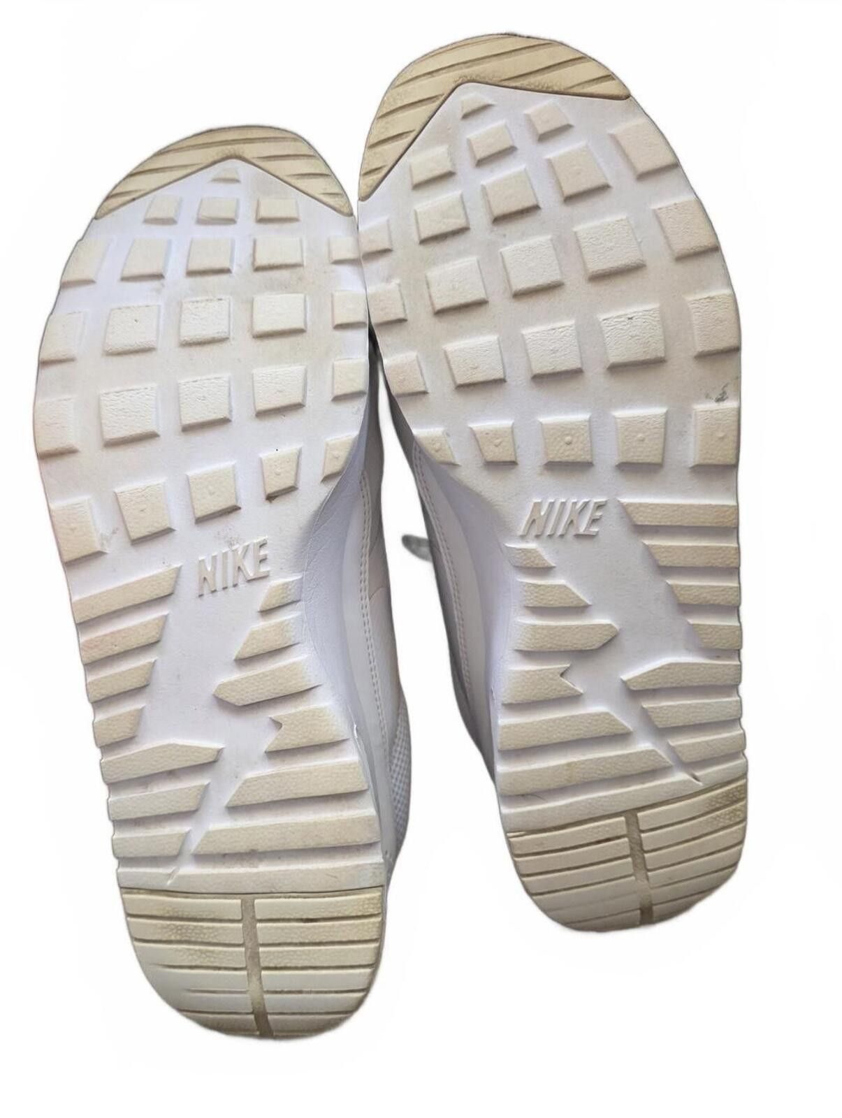Nike Nike Air Max Thea Triple White Running Shoes Size 9.5 US Size US 9.5 / IT 39.5 - 5 Thumbnail