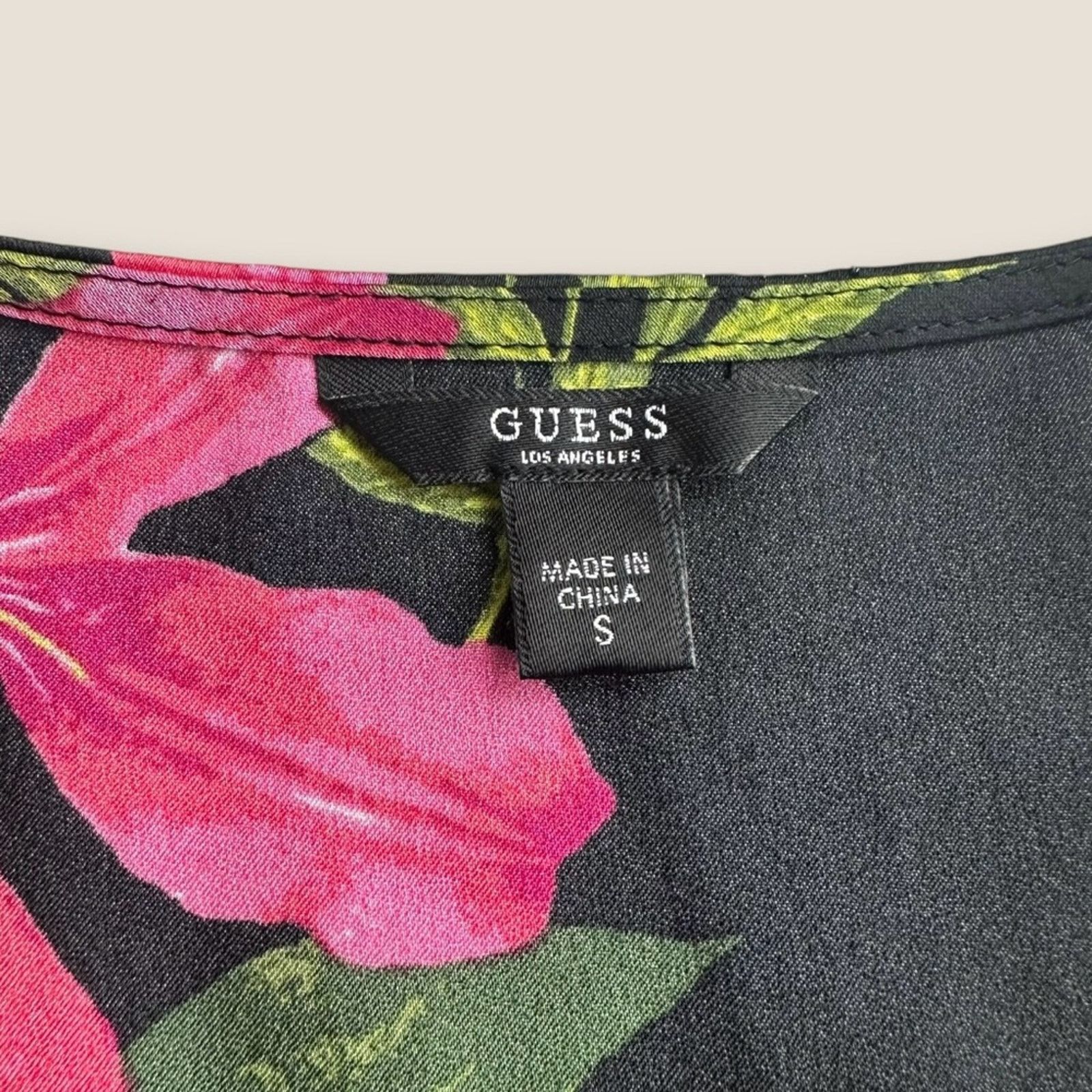Guess Guess Tropical Print Black Tie Front Blouse Size Small Size S / US 4 / IT 40 - 3 Thumbnail
