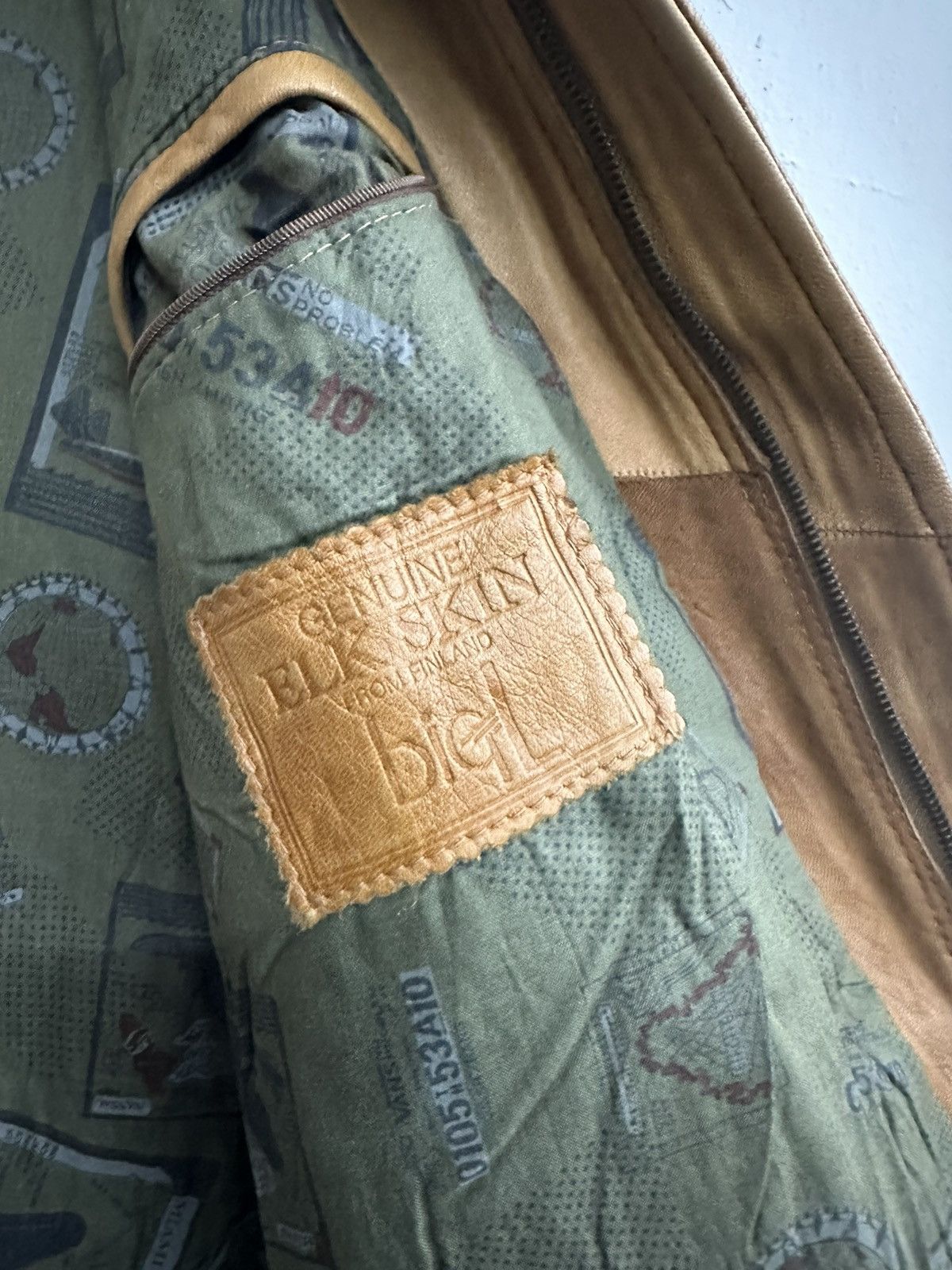 Vintage VTG BIG L Elk Skin Leather Jacket Size US L / EU 52-54 / 3 - 9 Thumbnail