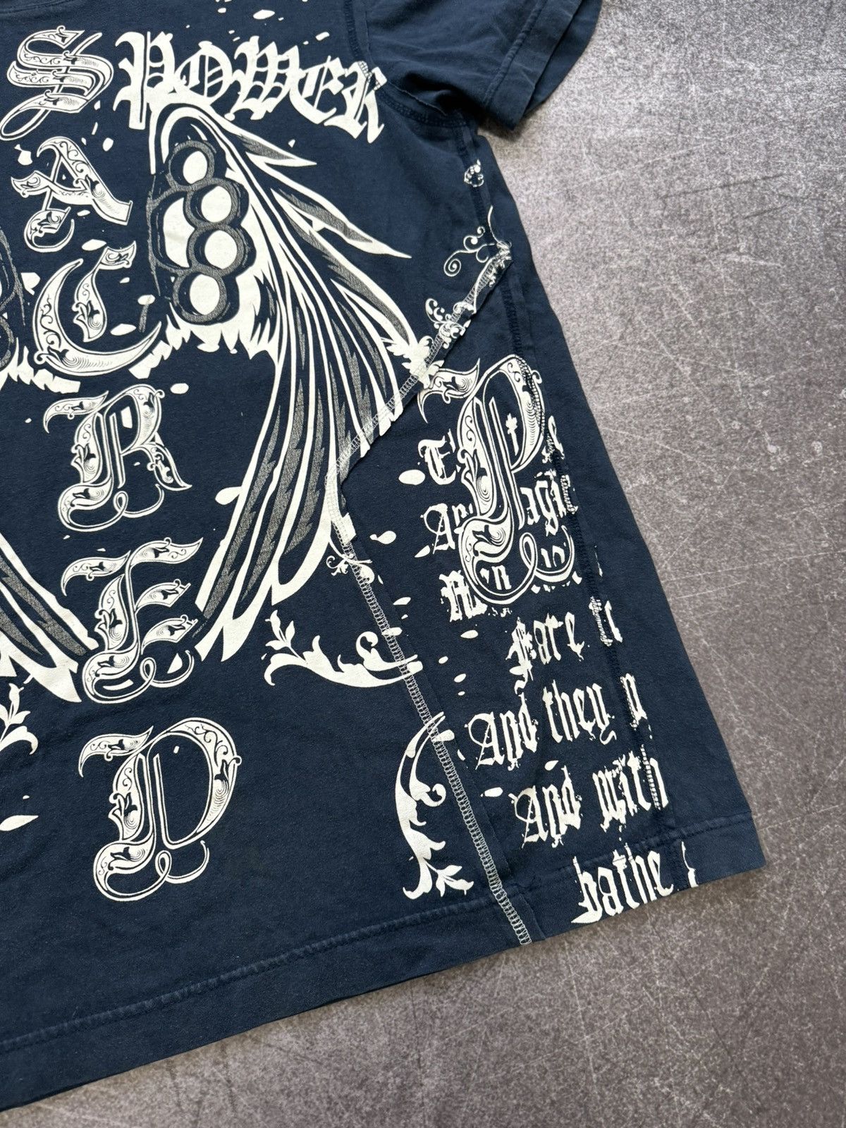 Affliction × Helix × Vintage Vintage Y2K Raw Blue Goth MMA Zipper Graphic T-Shirt Size US M / EU 48-50 / 2 - 5 Thumbnail