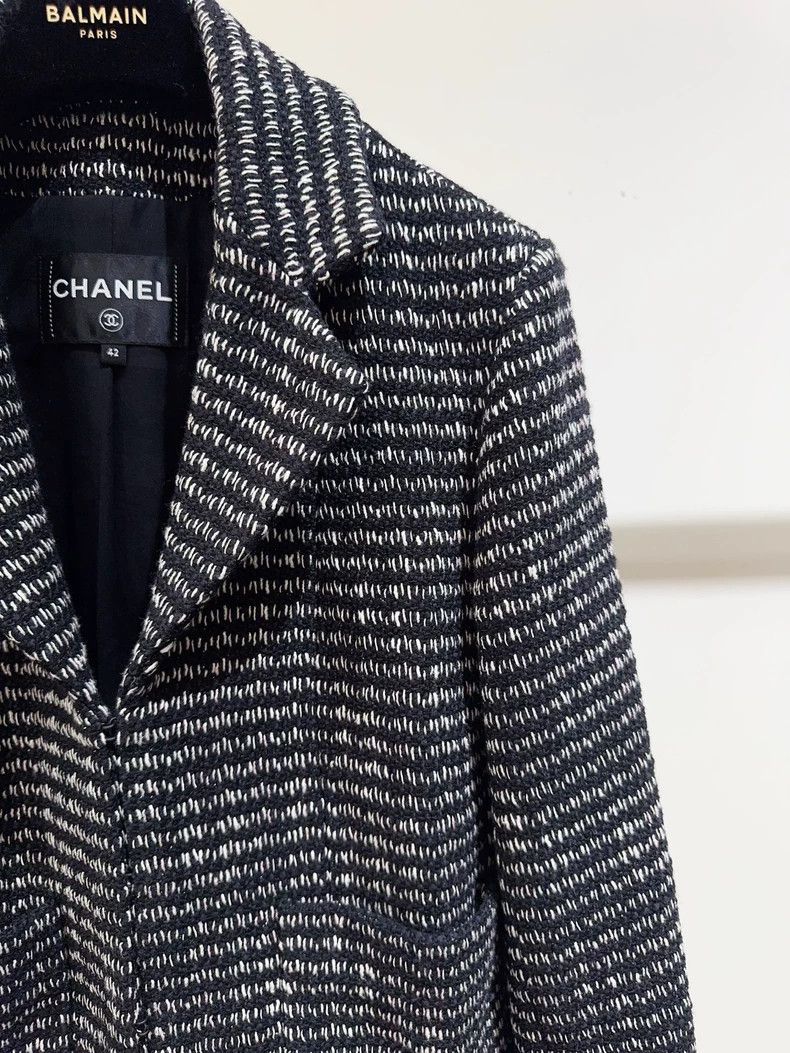 Chanel Chanel 23A jacket 2504-Nextarrow Size M / US 6-8 / IT 42-44 - 3 Thumbnail