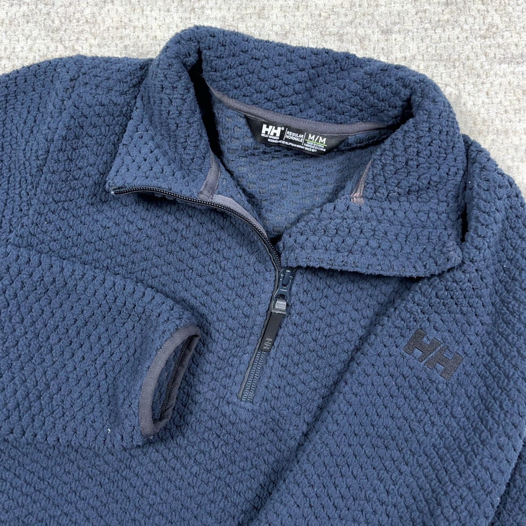 Helly Hansen Helly Hansen Sweater Women M Navy Blue Pullover 1/4 Zip Fleece Mock Neck All Seasons Long Sleeve Raglan Logo Zipper Size M / US 6-8 / IT 42-44 - 2 Thumbnail