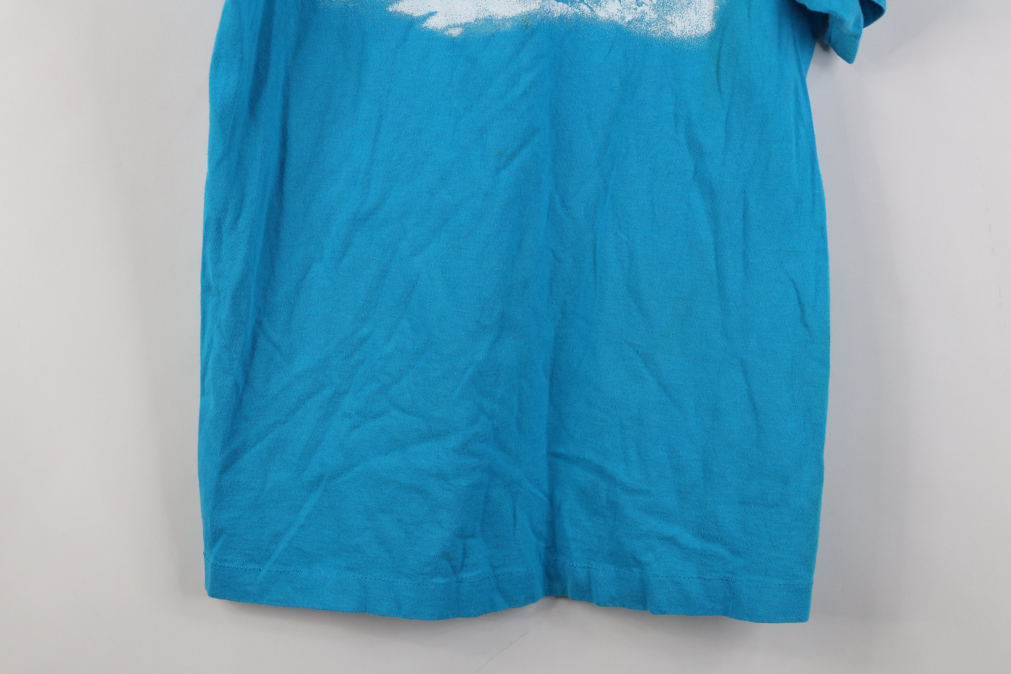 Vintage Vintage 80s New York Skiing All Over Print T-Shirt USA Size M / US 6-8 / IT 42-44 - 15 Thumbnail