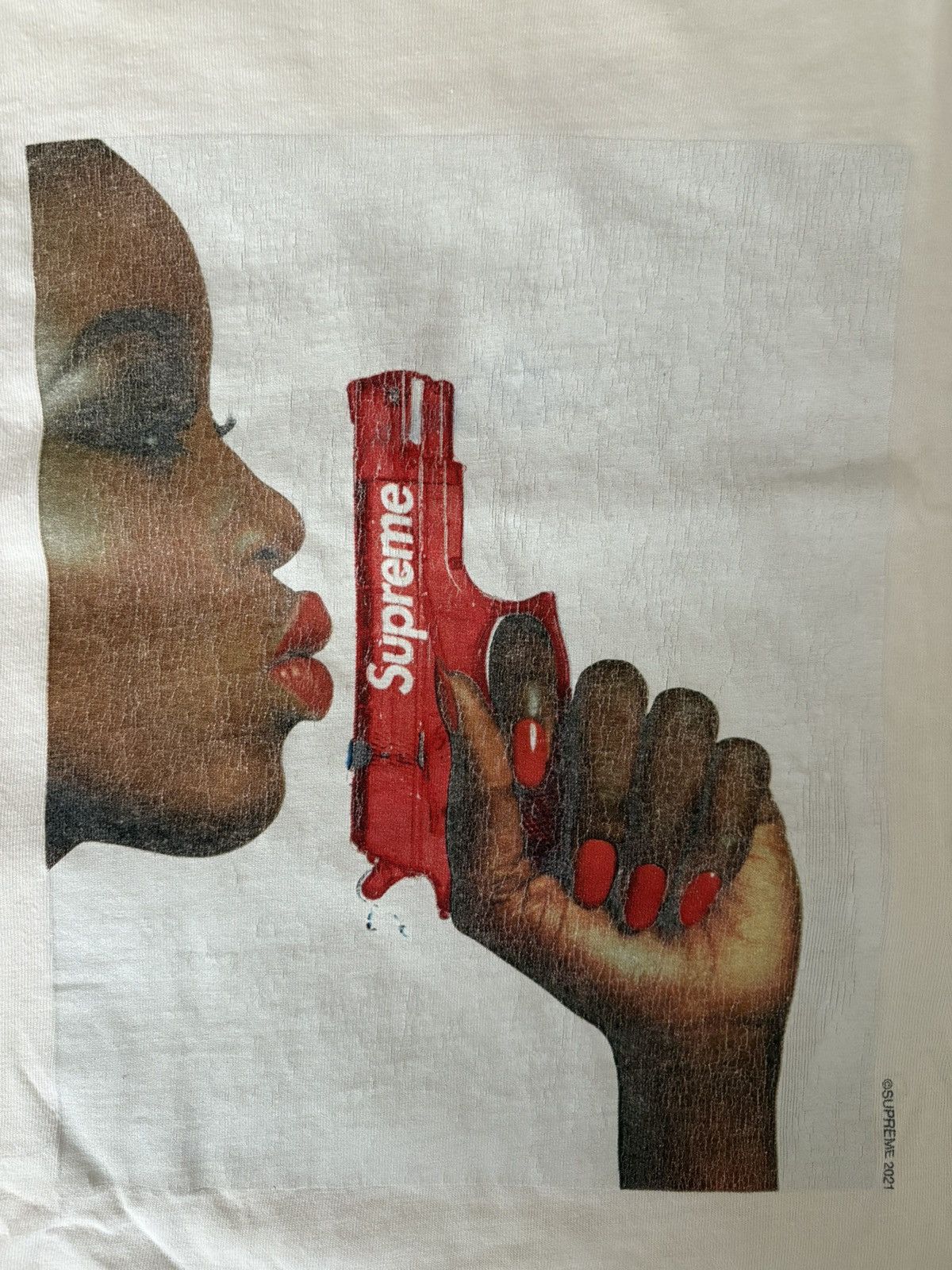 Supreme Supreme Water Pistol Tee SS21 Size US M / EU 48-50 / 2 - 2 Thumbnail