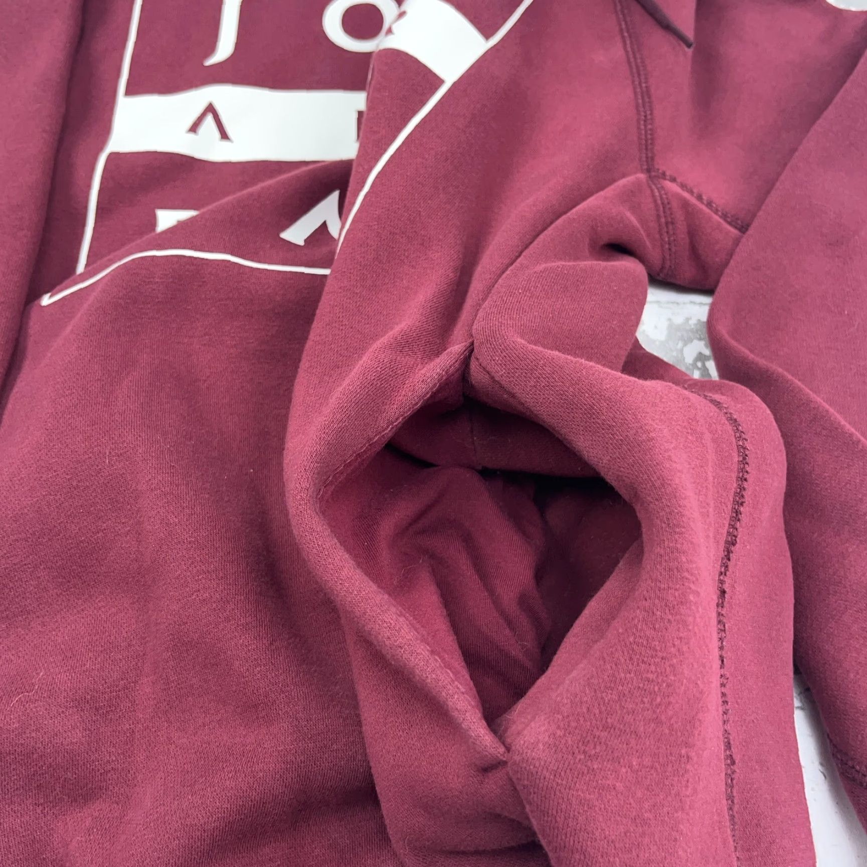 Jordan Brand Jordan Hoodie Men M Maroon White Sweatshirt Jump Man Air Logo Graphic pullover Hooded with Pockets All Seasons Nike? Size US M / EU 48-50 / 2 - 6 Thumbnail