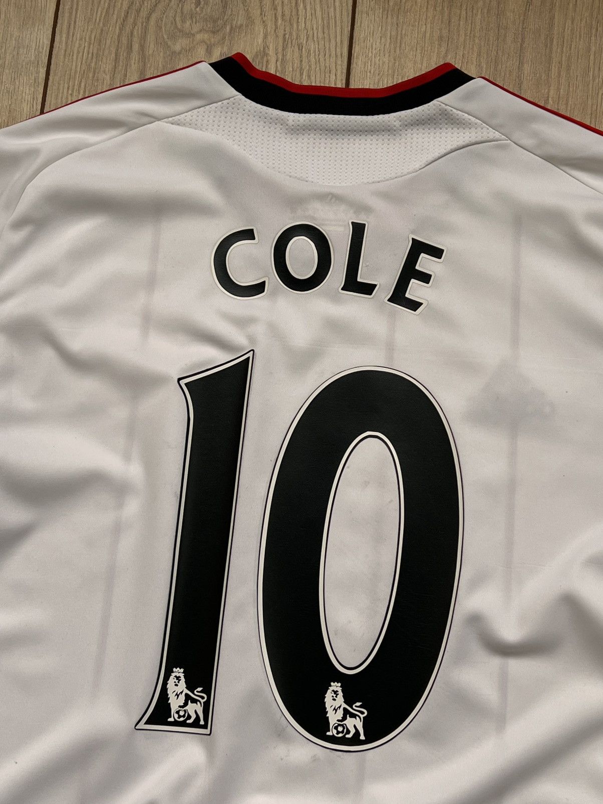 Adidas Adidas FC Liverpool 2010/2011 Away Football Jersey #10 Cole Size US M / EU 48-50 / 2 - 6 Thumbnail
